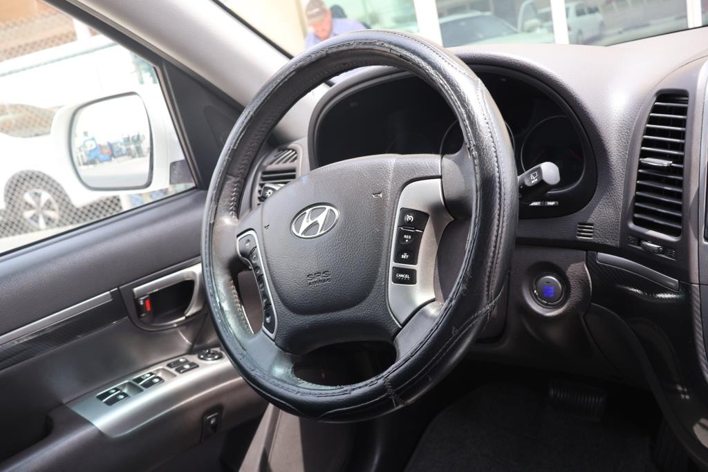Blanc Hyundai Santa Fe SE 2010