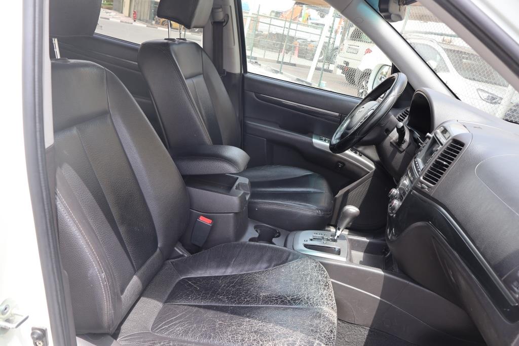 Blanc Hyundai Santa Fe SE 2010