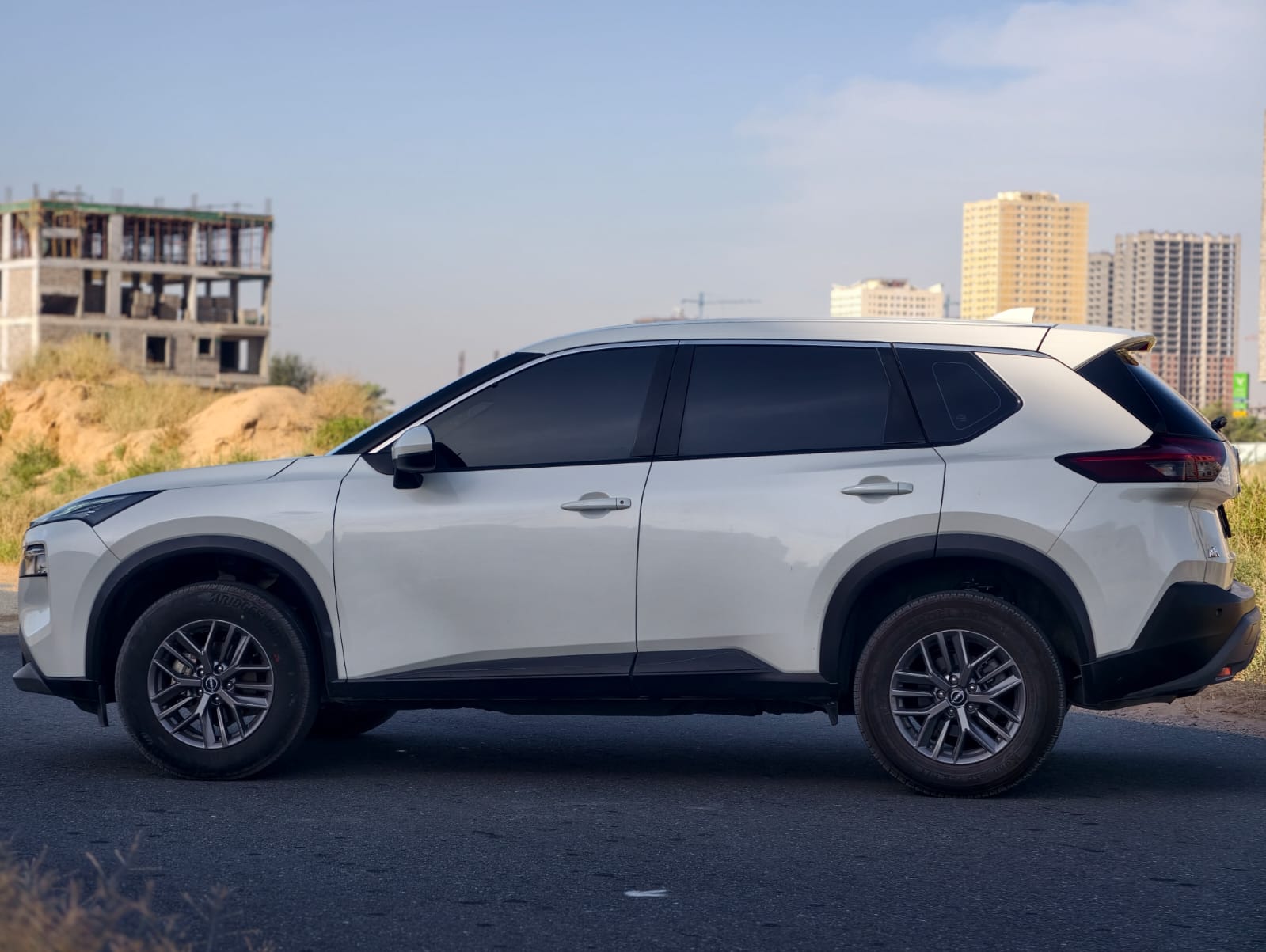 أبيض نيسان XTrail S 2025