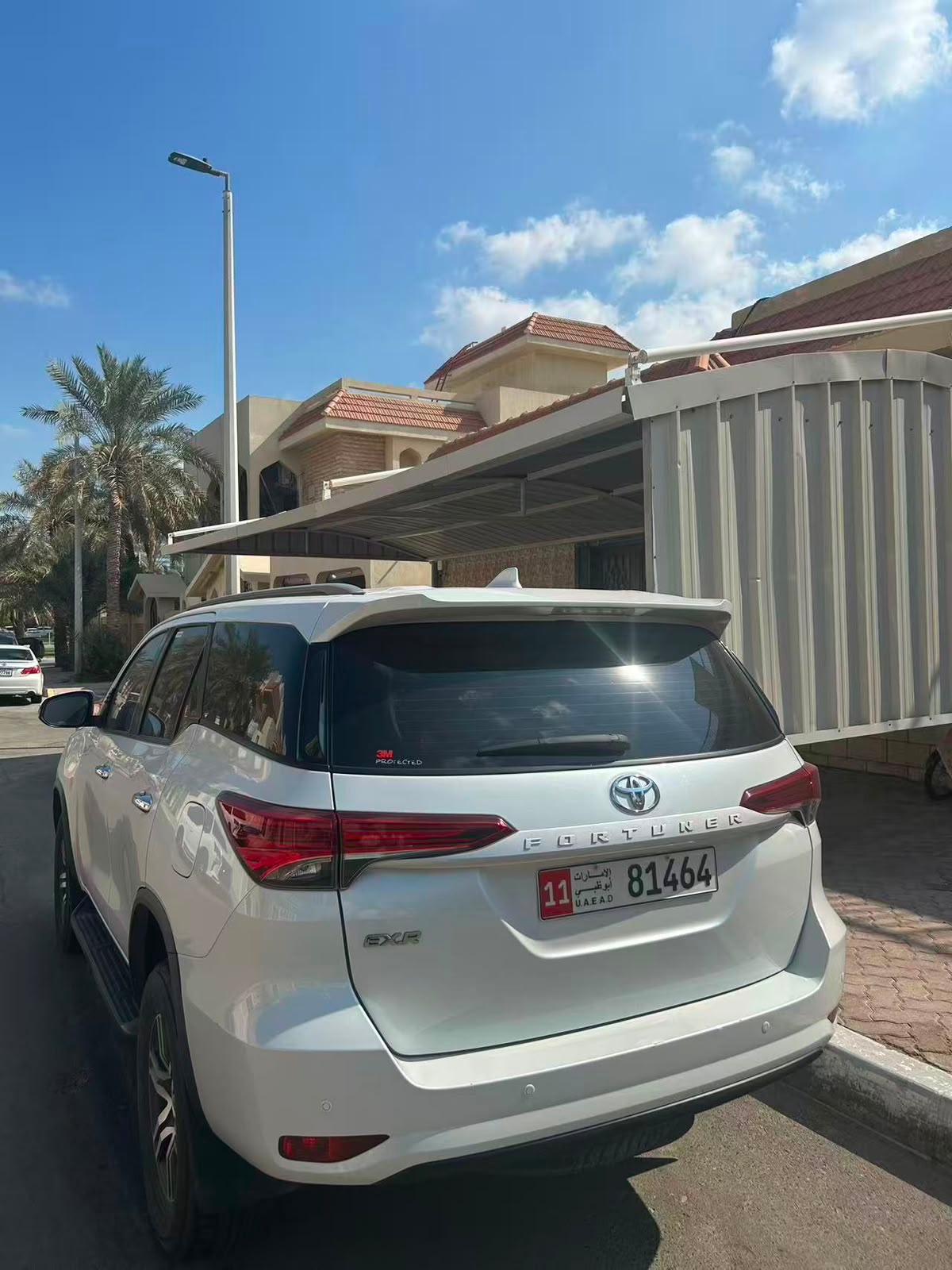 Beyaz Toyota Fortuner 2023