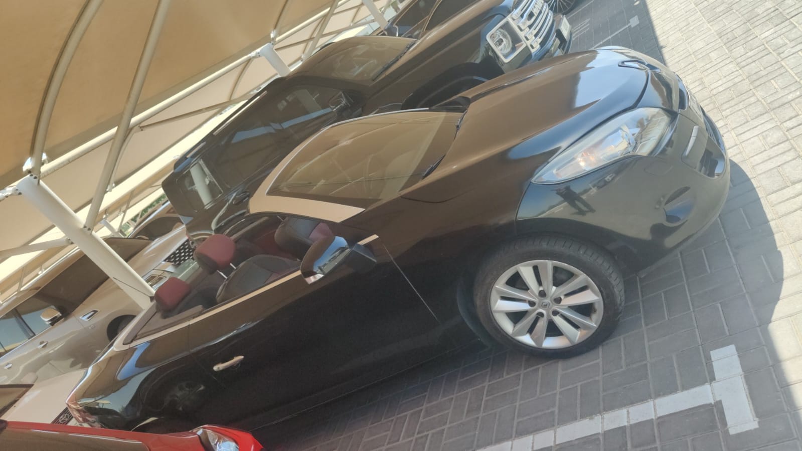 Black Renault Megane SE 2012
