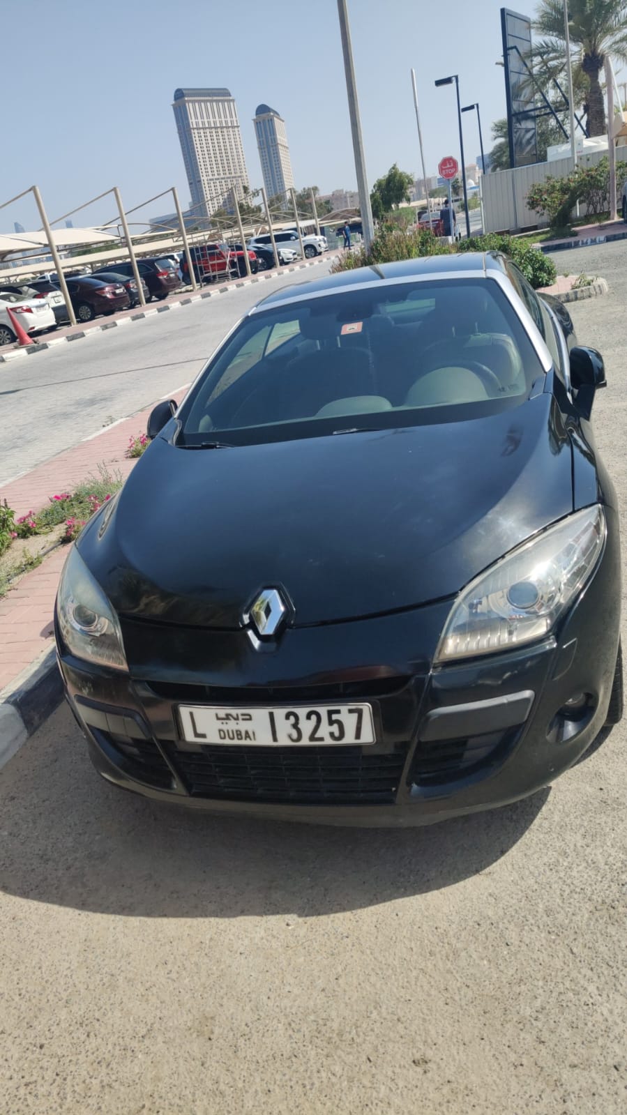 Black Renault Megane SE 2012