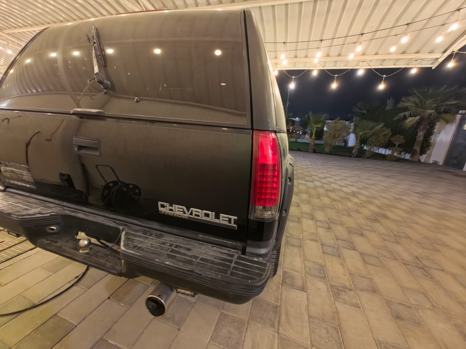 Black Chevrolet Tahoe Base 1997