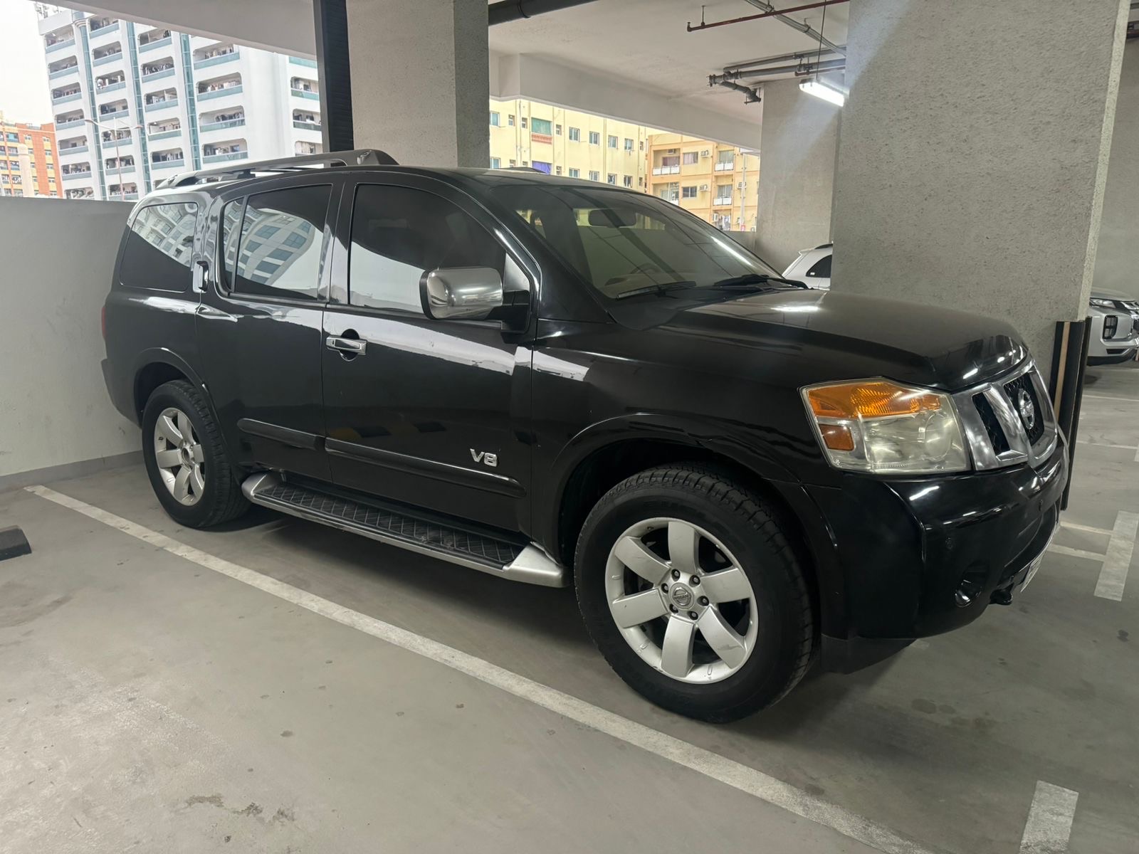 Black Nissan Armada LE 2008