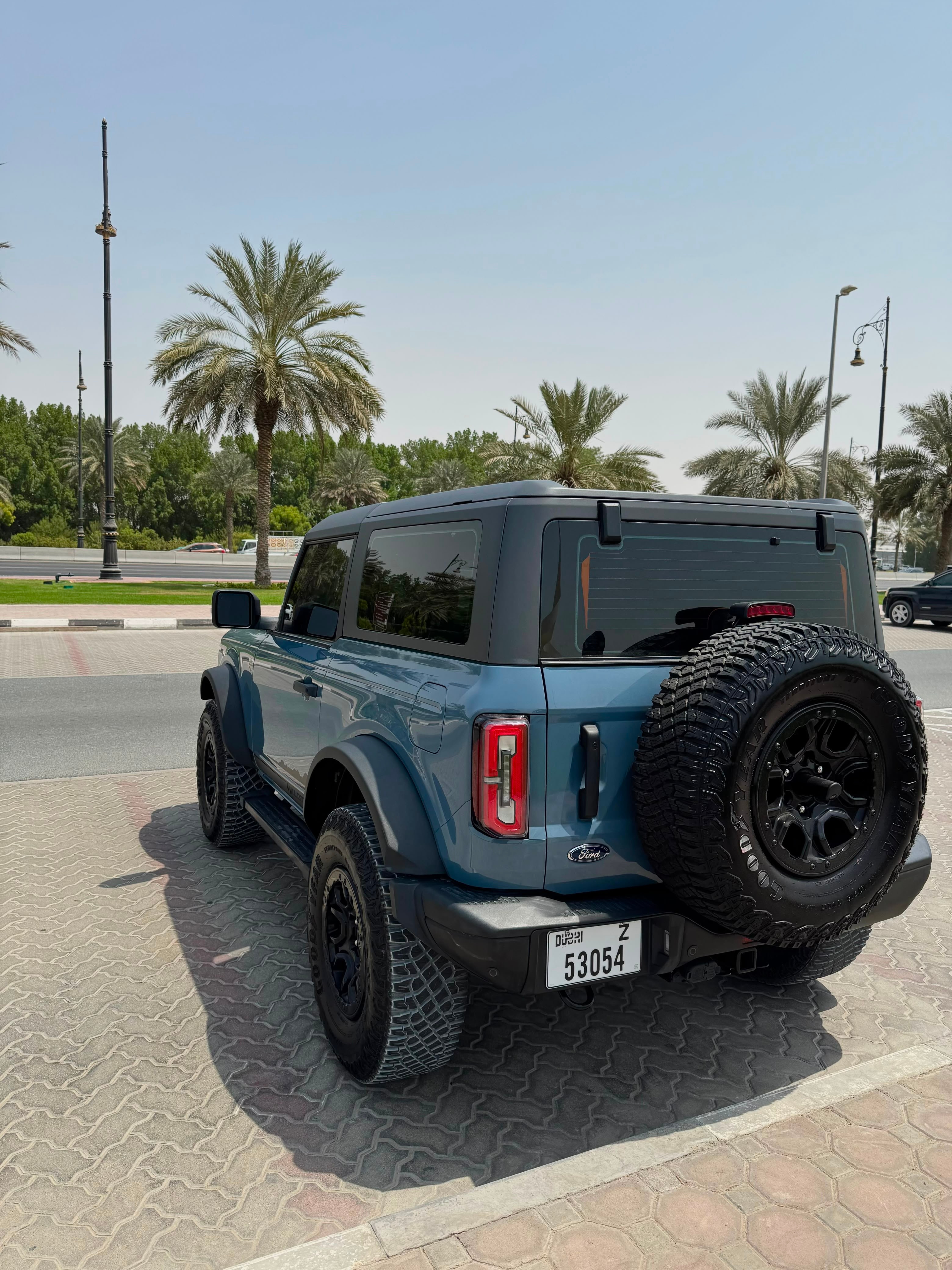Blue Ford Bronco Wildtrak 2023