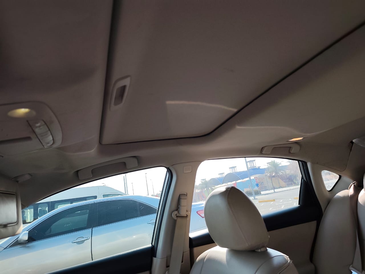 dorado Nissan Altima 2014