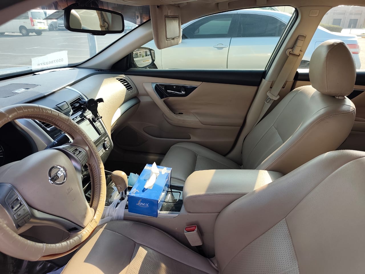 dorado Nissan Altima 2014