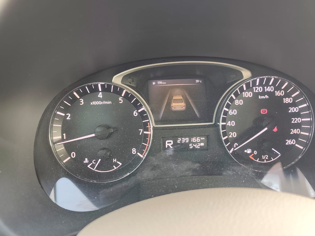 dorado Nissan Altima 2014
