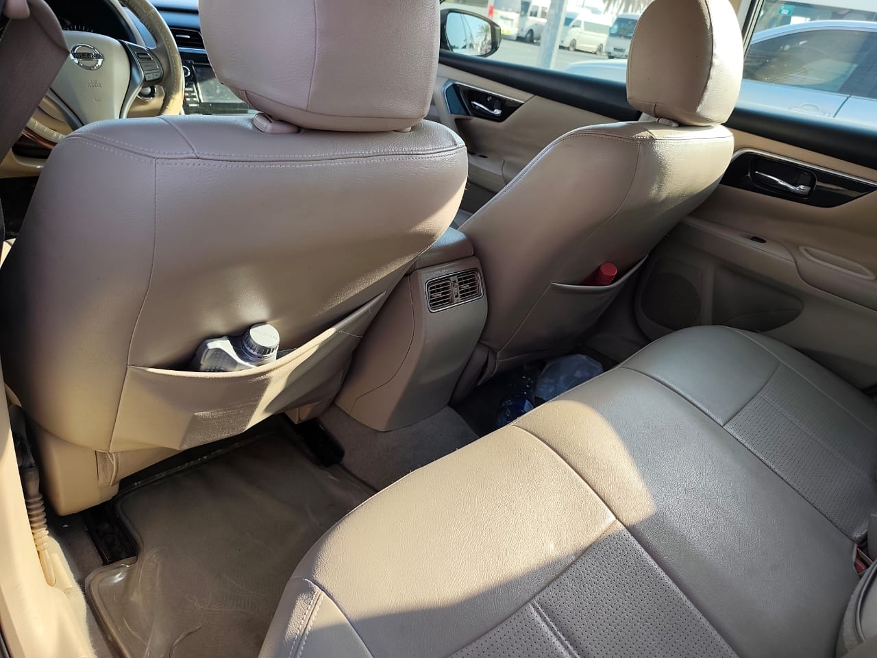 dorado Nissan Altima 2014