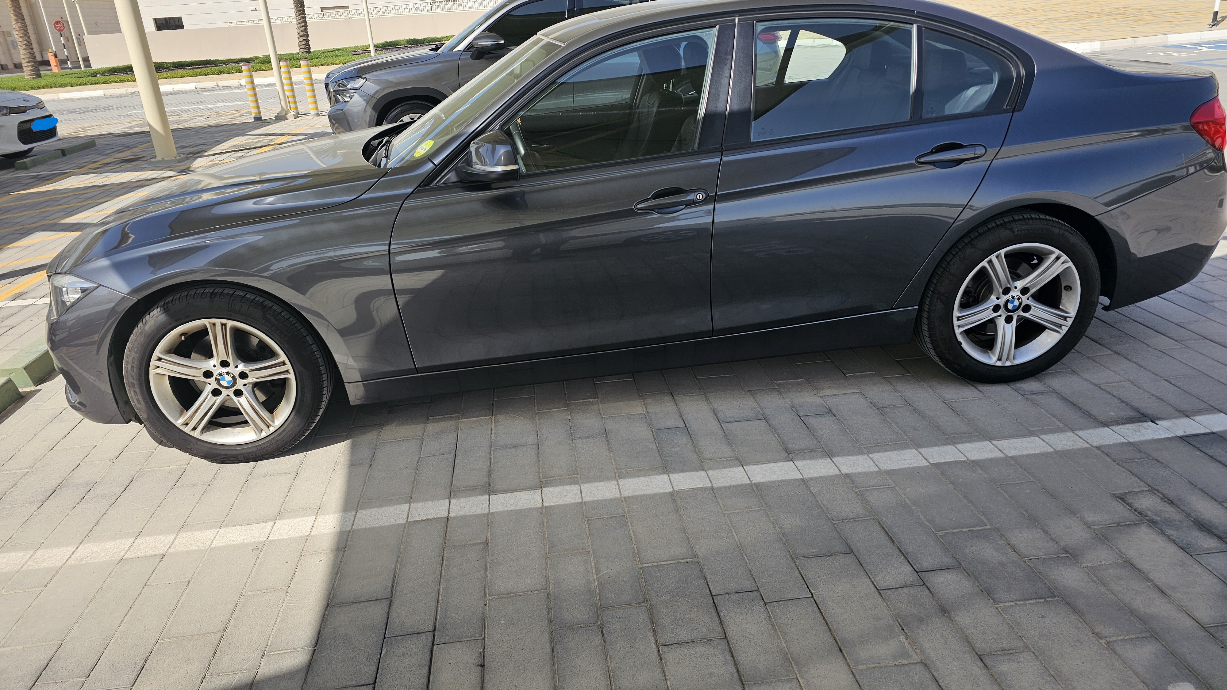 Dark Gray BMW 320i 2016