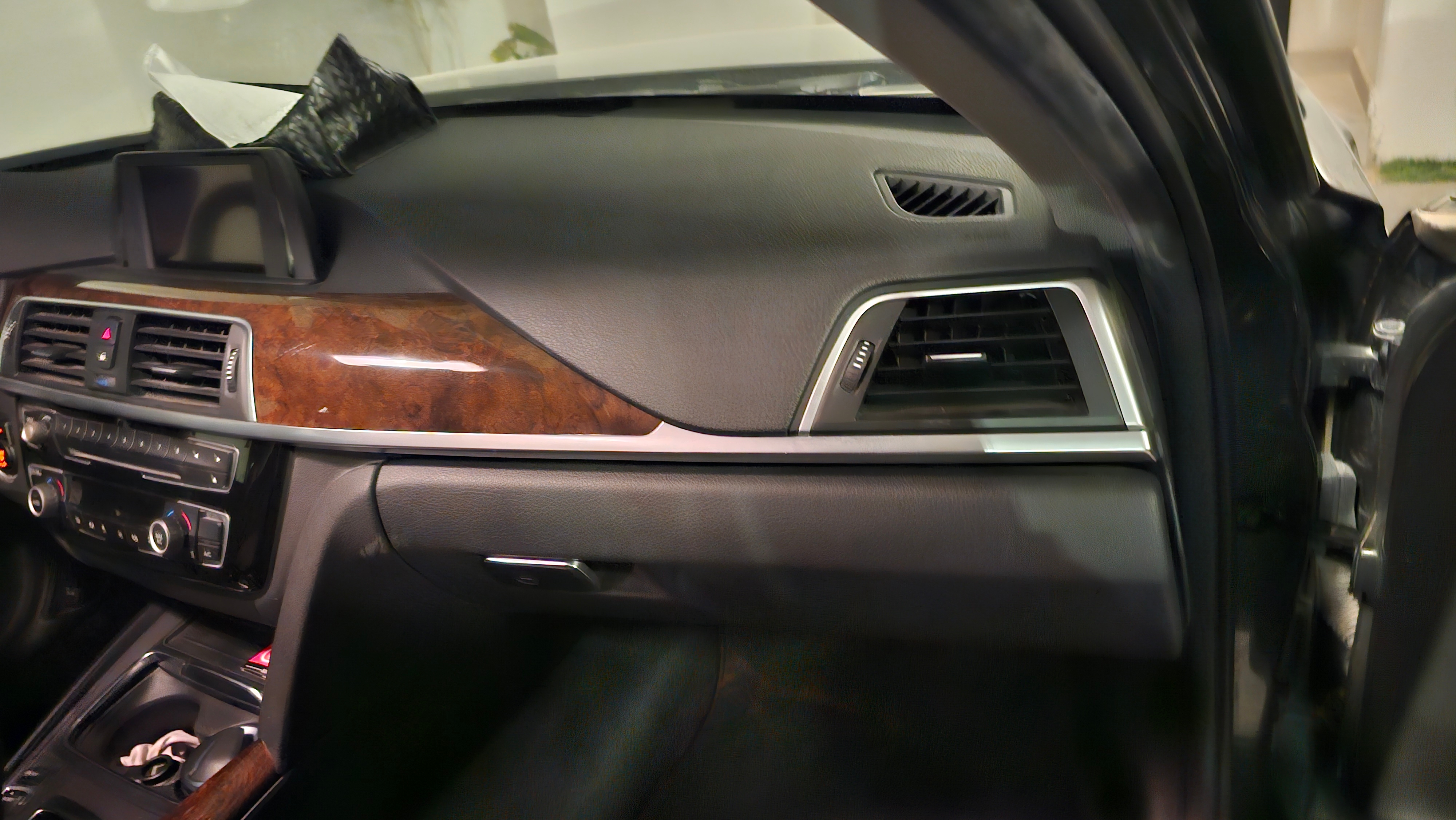 Dark Gray BMW 320i 2016