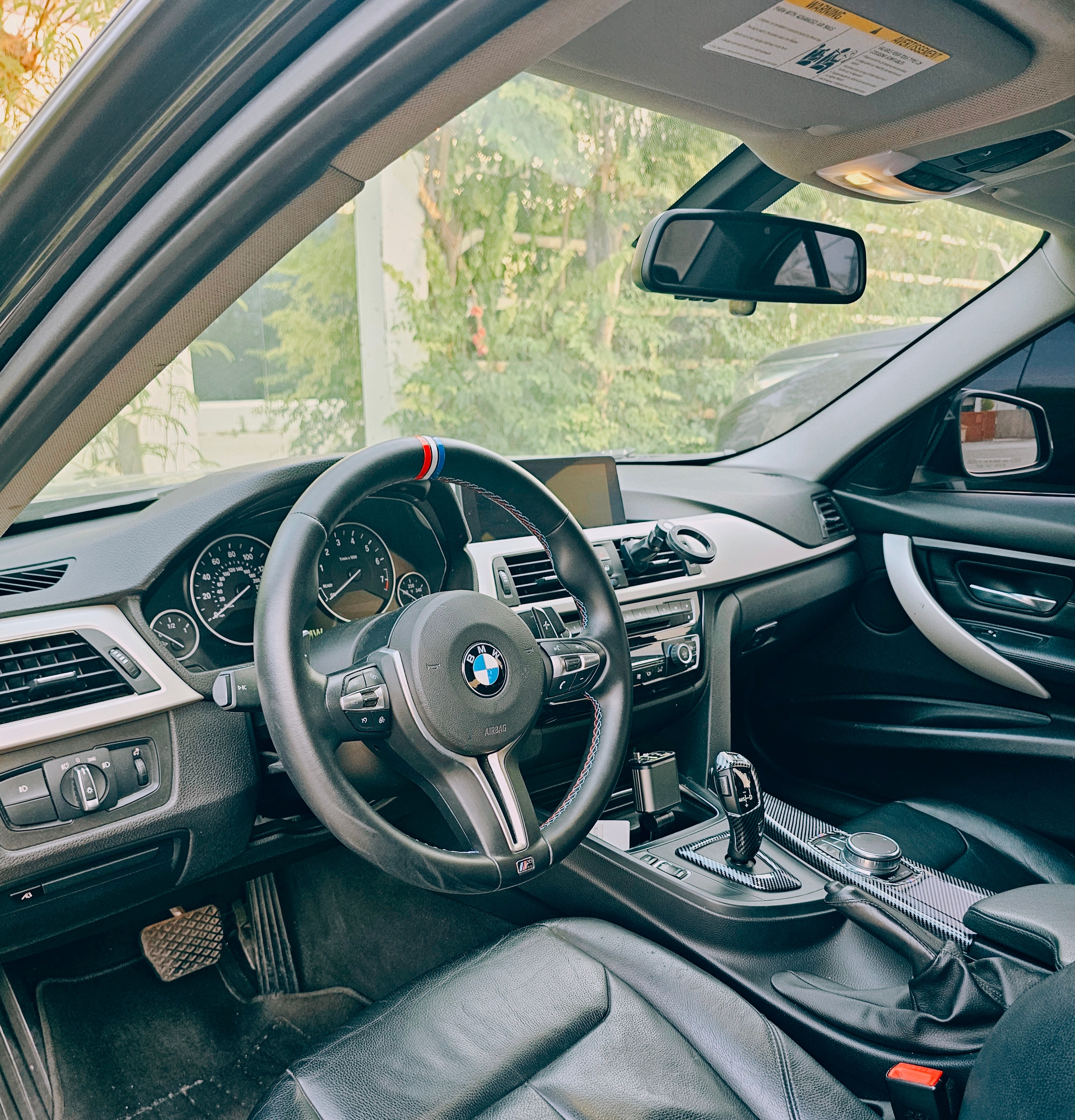 Siyah BMW 320i 2018