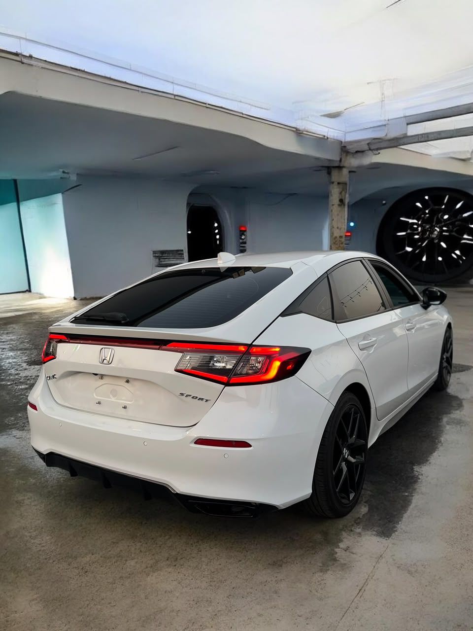 Weiß Honda Civic Sport 2024