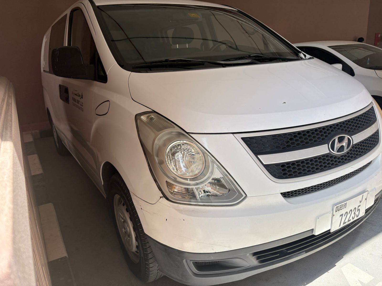 White Hyundai H1 GL 2008