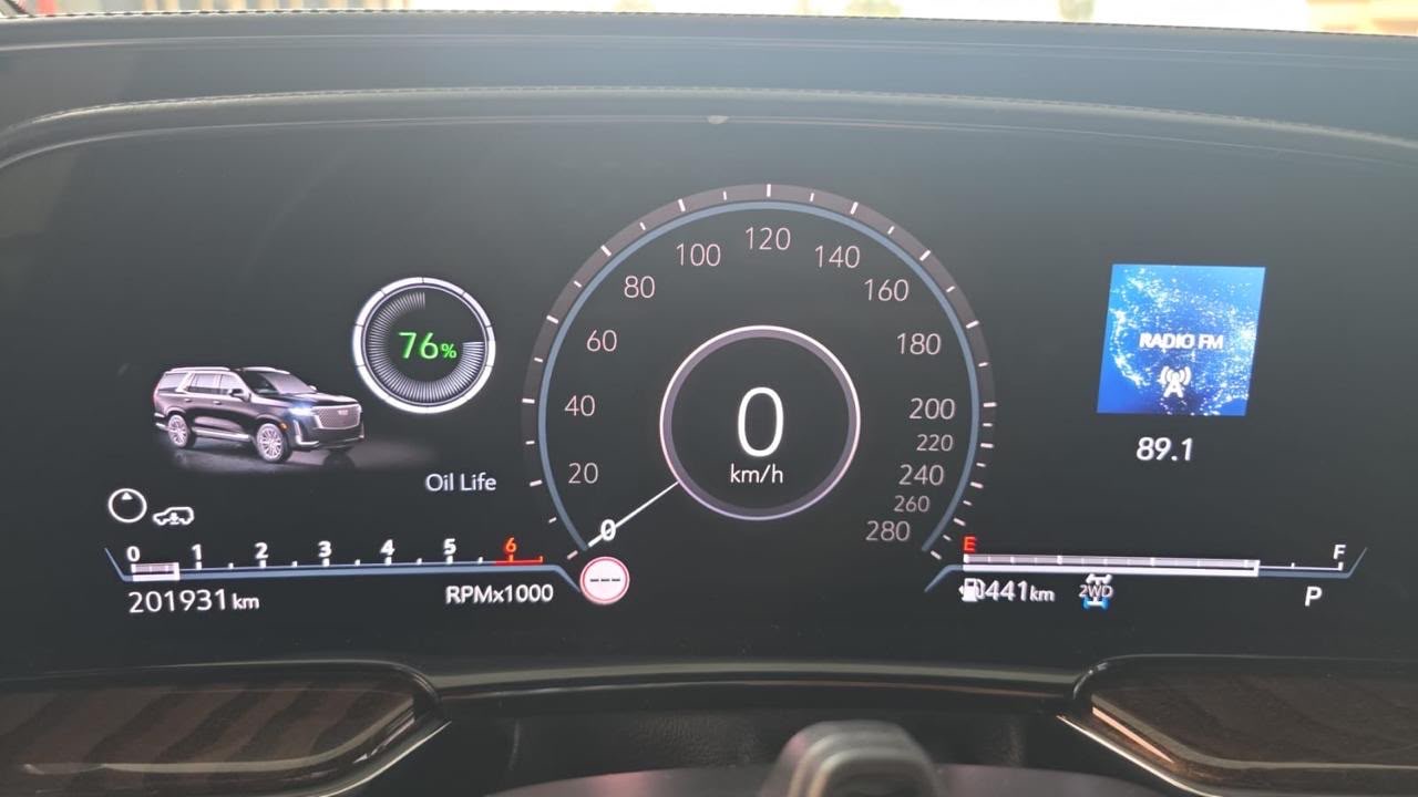 Black Cadillac Escalade ESV Sport Platinum 2021