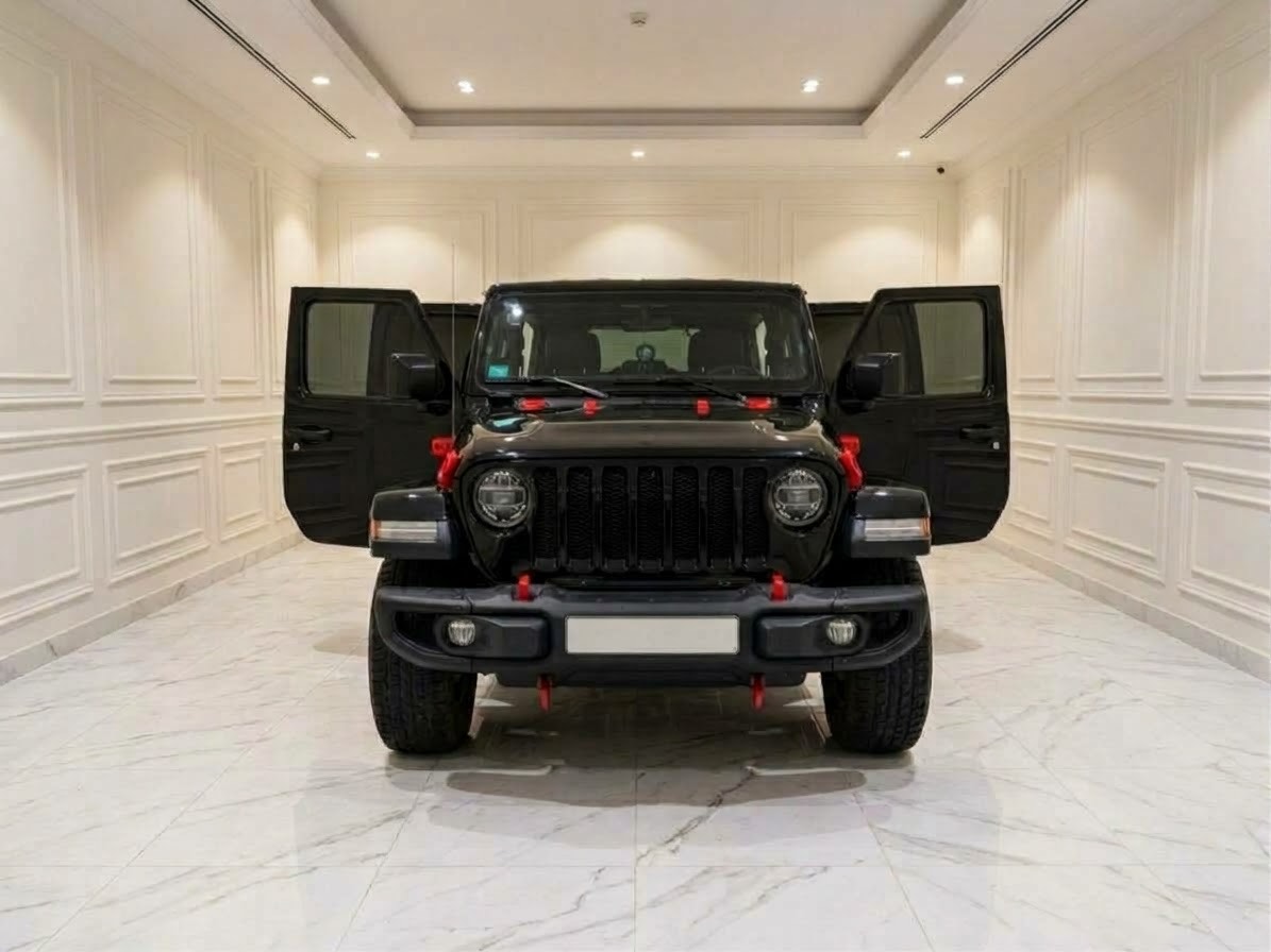 Siyah Jeep Wrangler Sahara 2021
