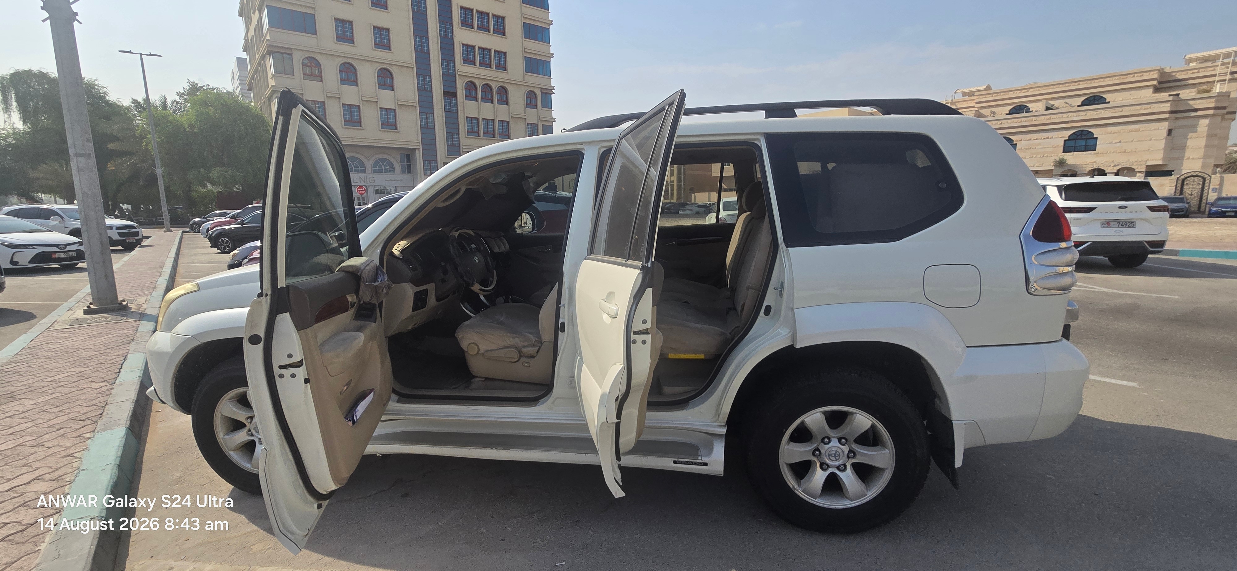 Blanco Toyota Prado VX MID 2009