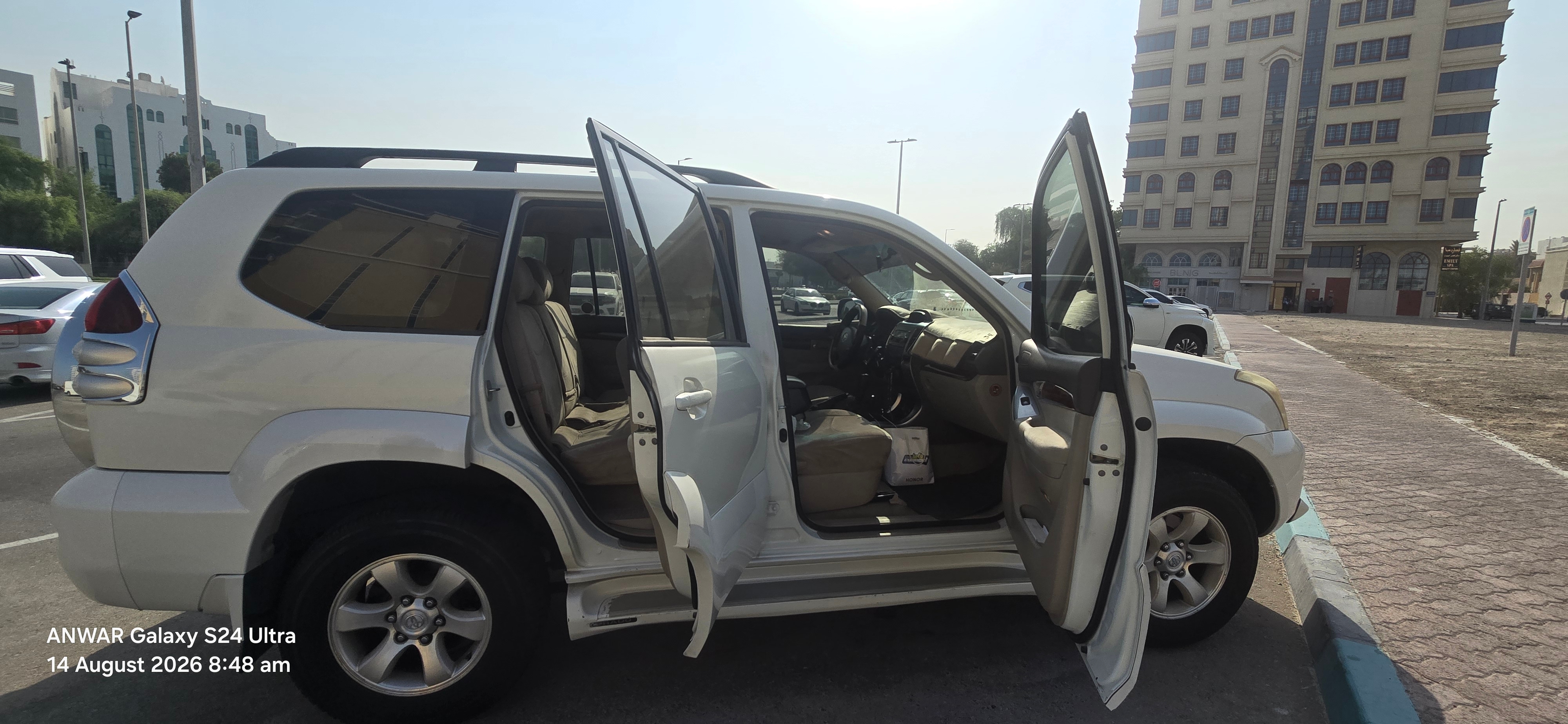 Blanco Toyota Prado VX MID 2009