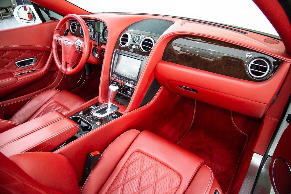 Blanco Bentley Continental GTC 2014