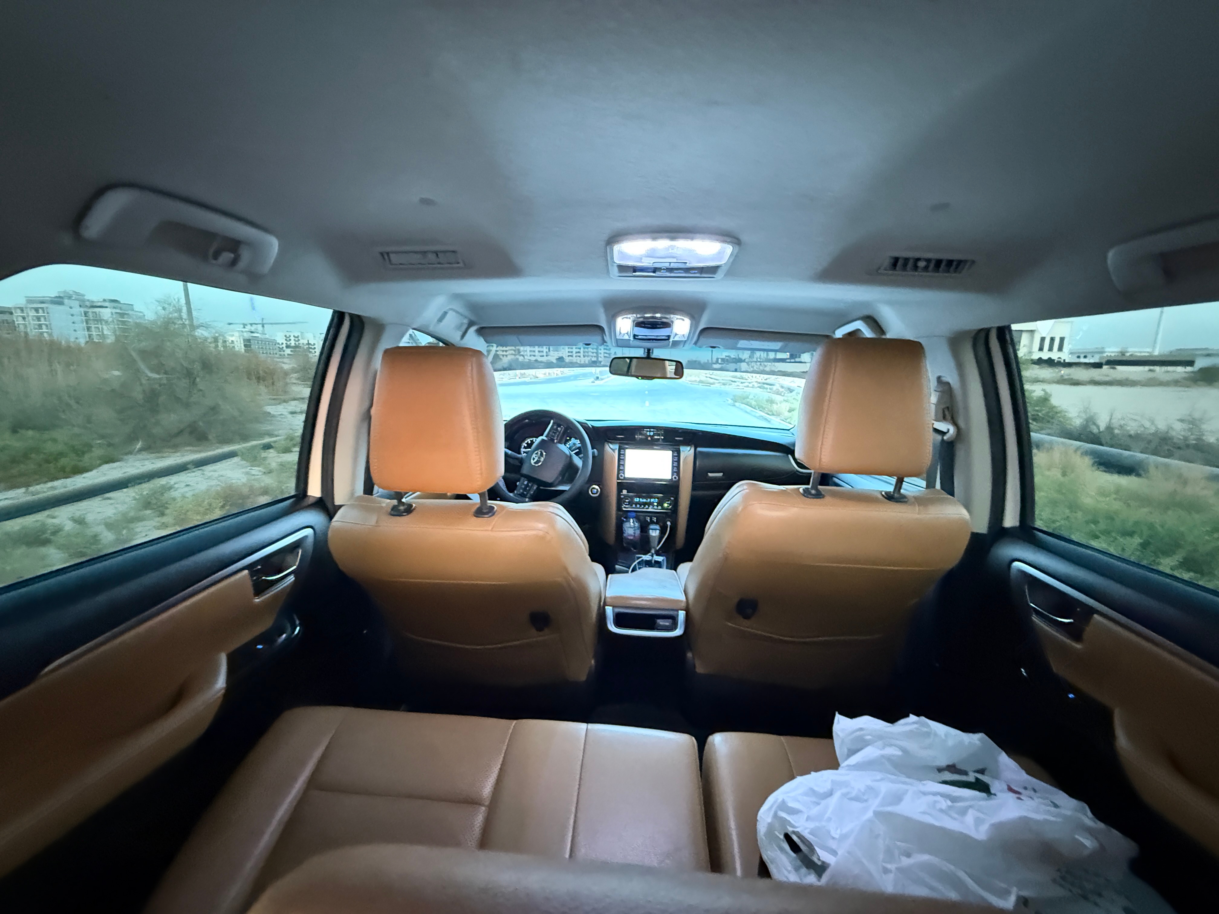 Beyaz Toyota Fortuner VXR 2022