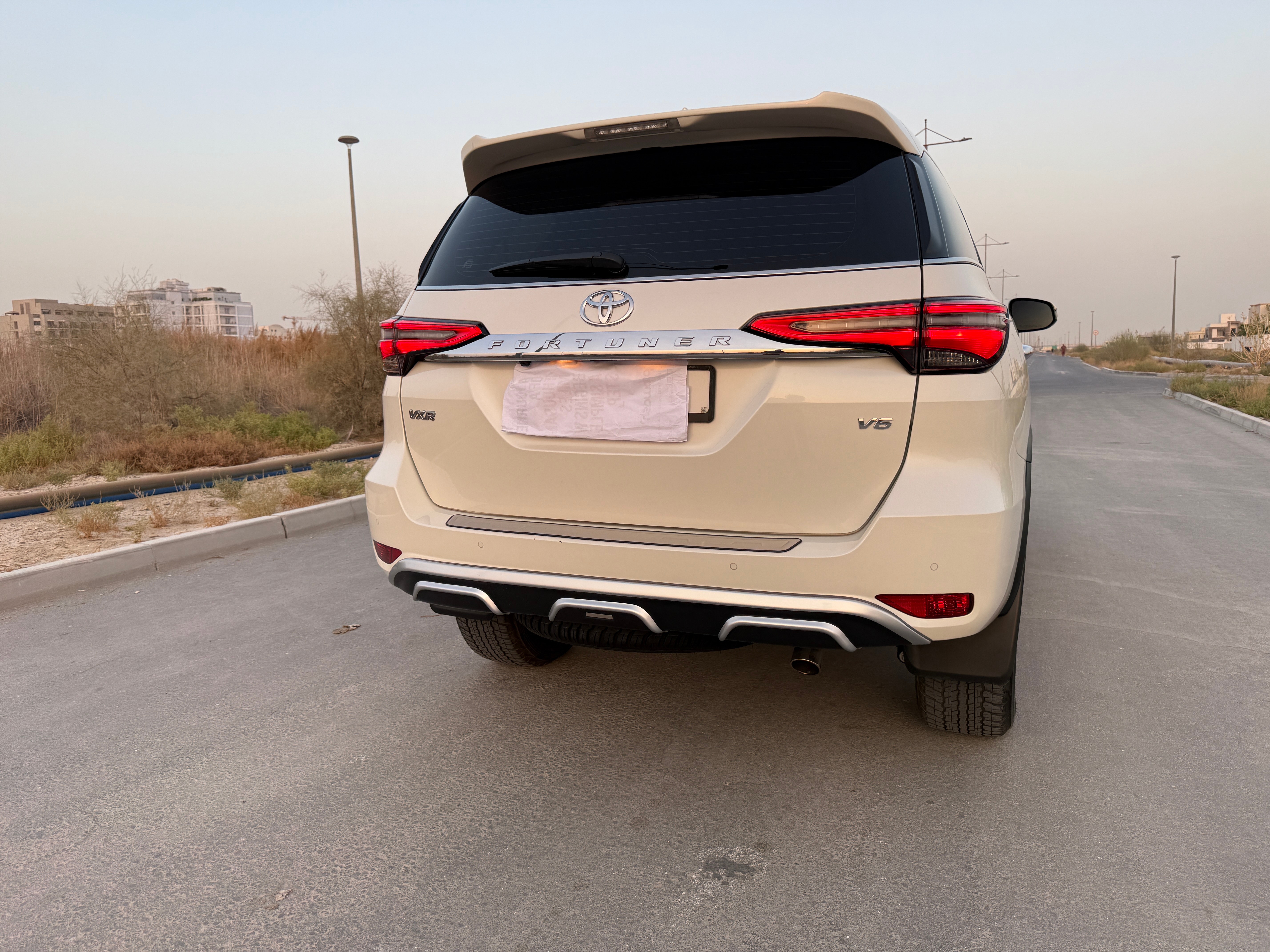 Beyaz Toyota Fortuner VXR 2022