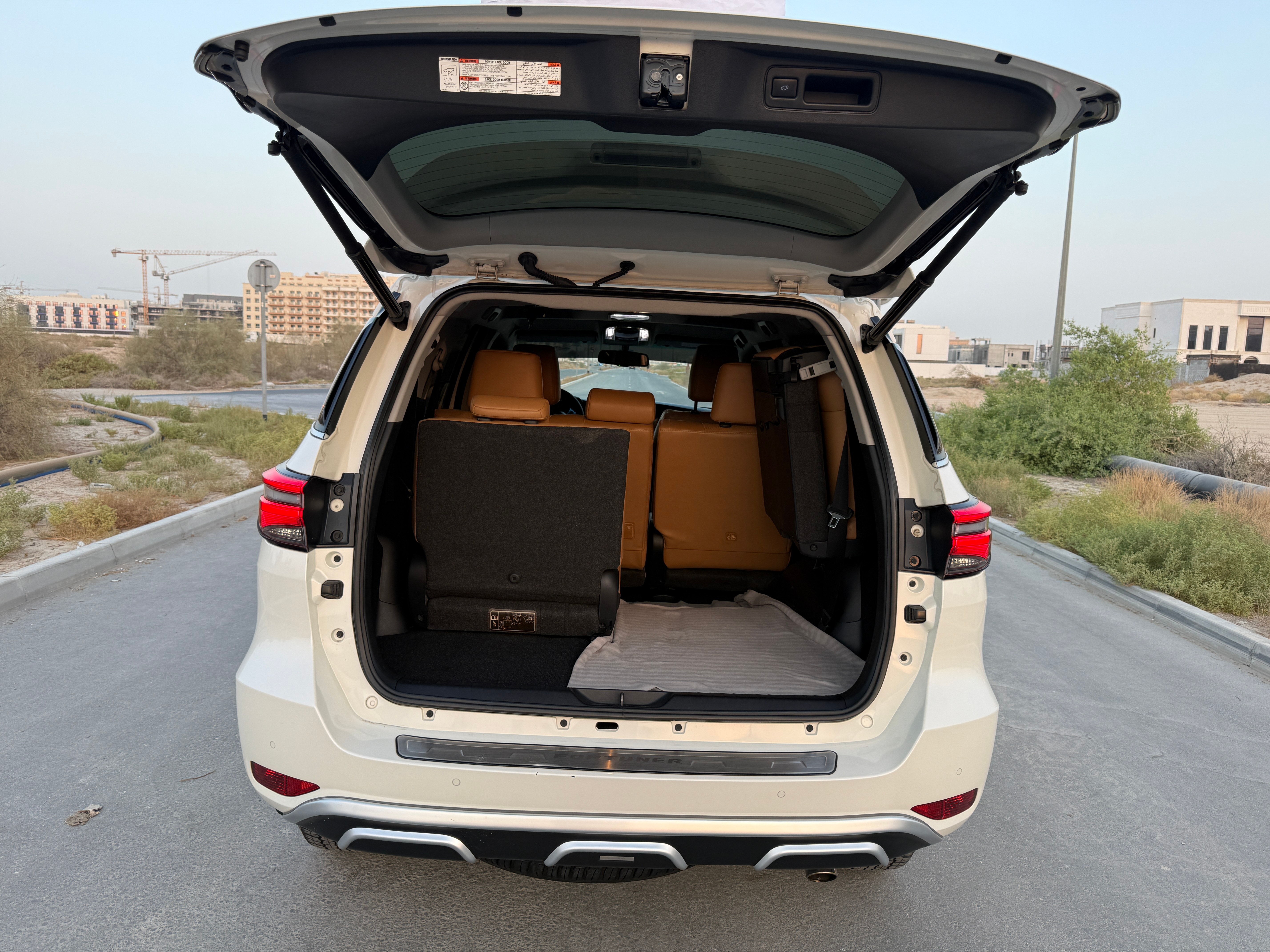 Beyaz Toyota Fortuner VXR 2022