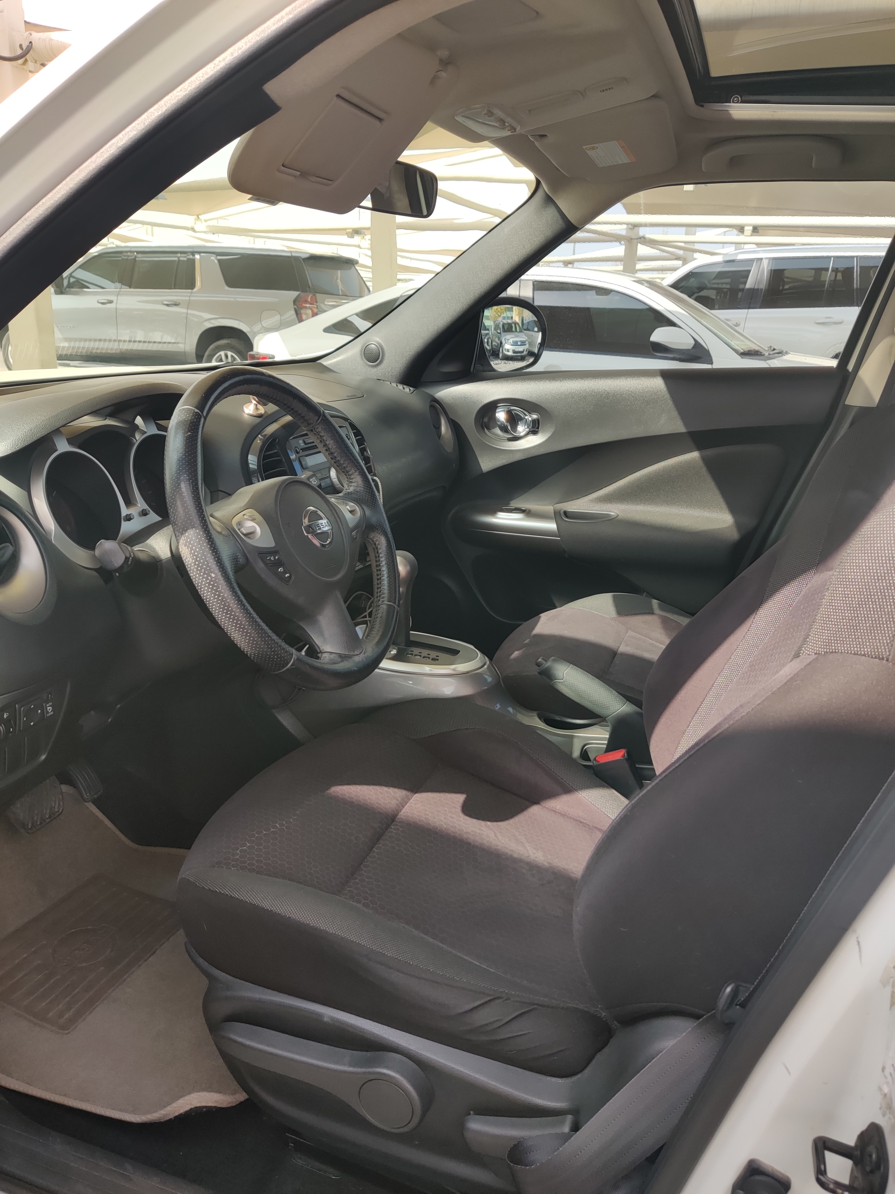 أبيض نيسان Juke S 2014