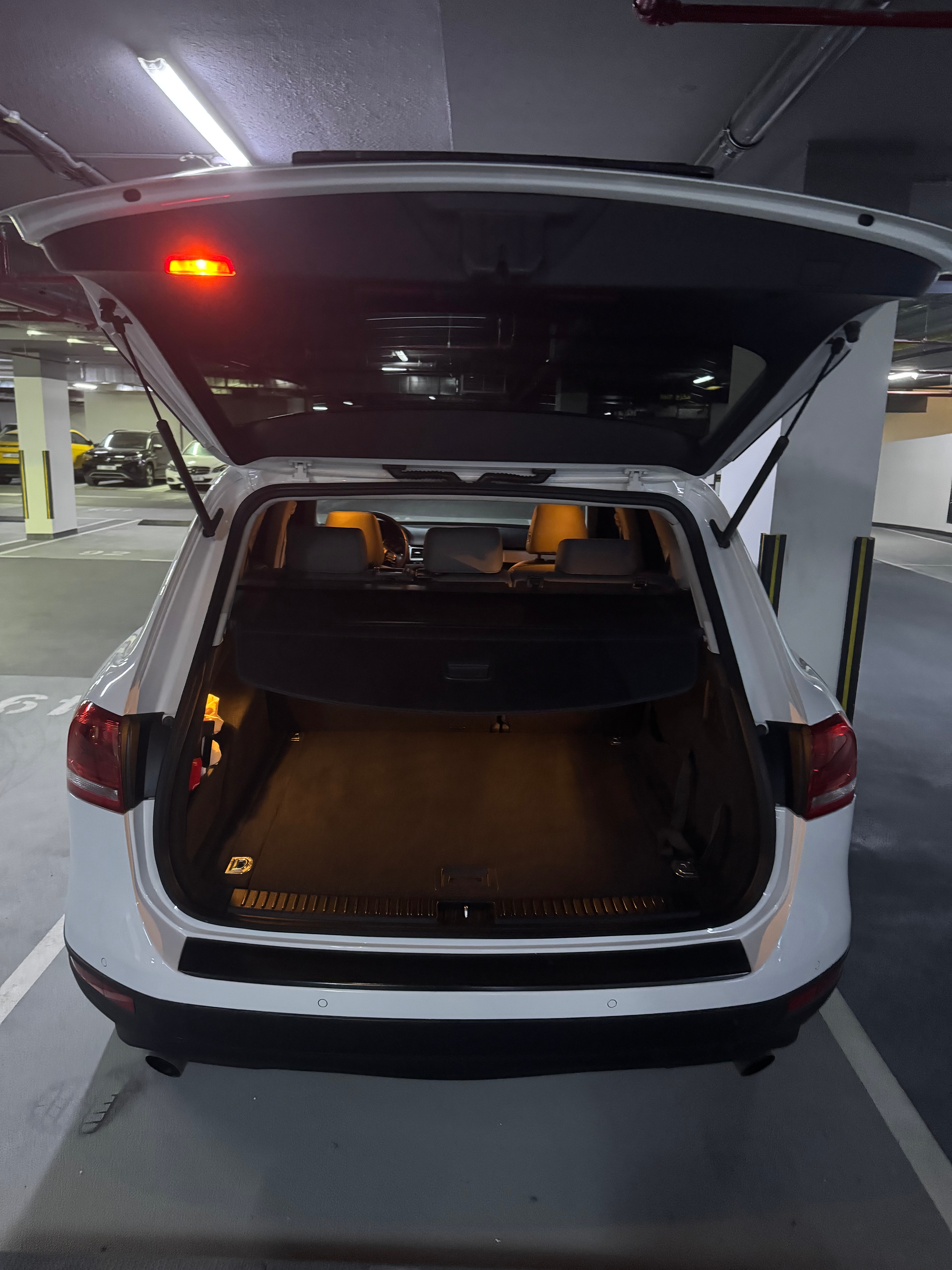 Blanco Volkswagen Touareg V6 Sport 2014