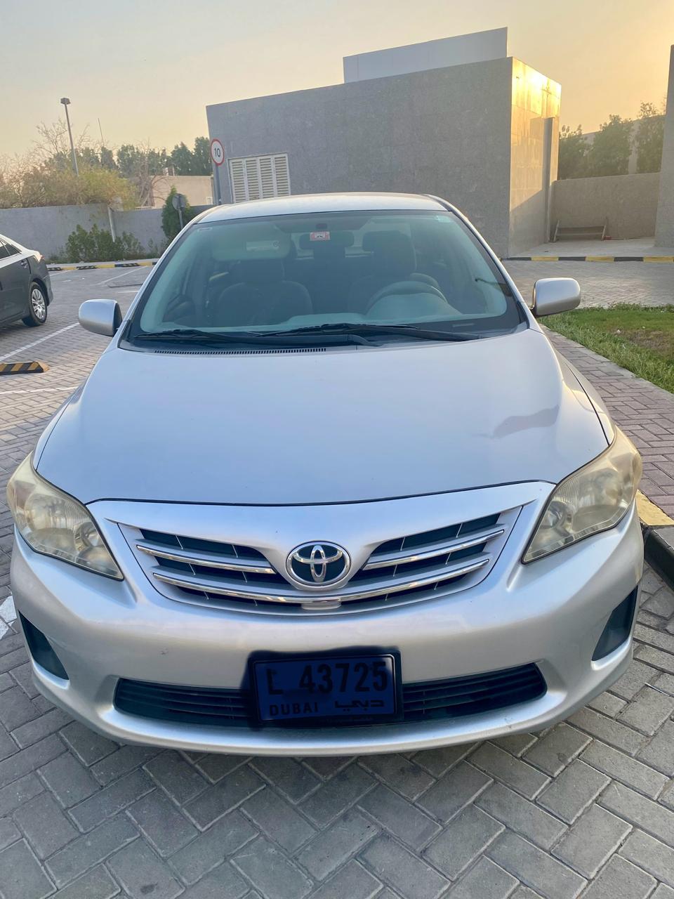 银 丰田 Corolla XLI 2013