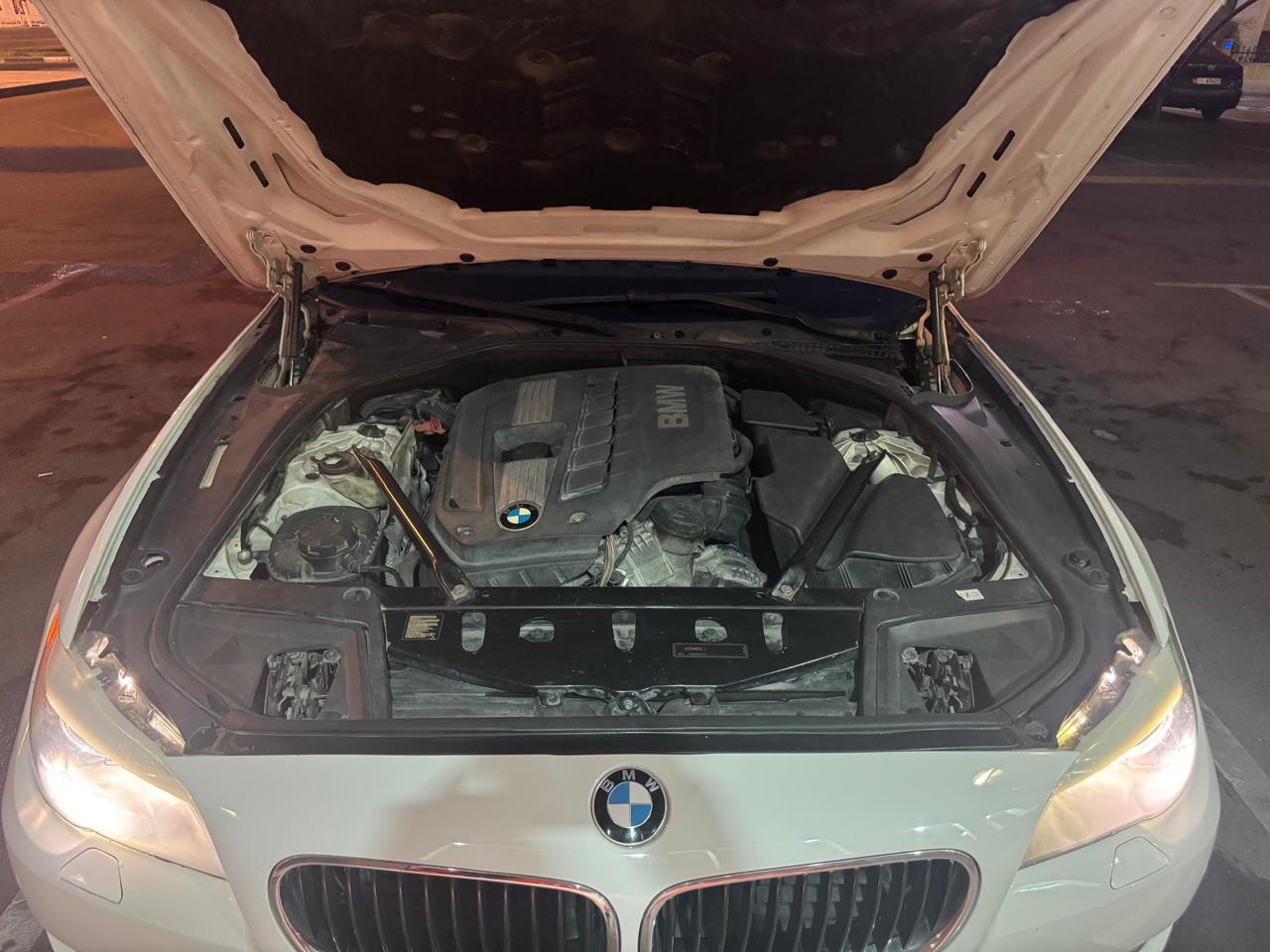 Blanco BMW 528i 2013