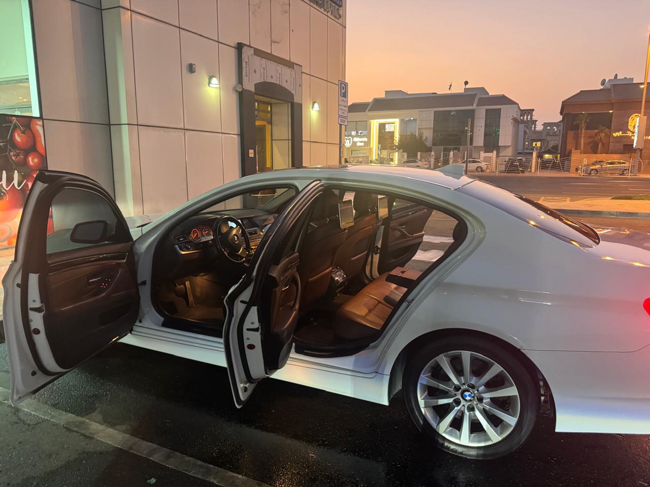Blanco BMW 528i 2013