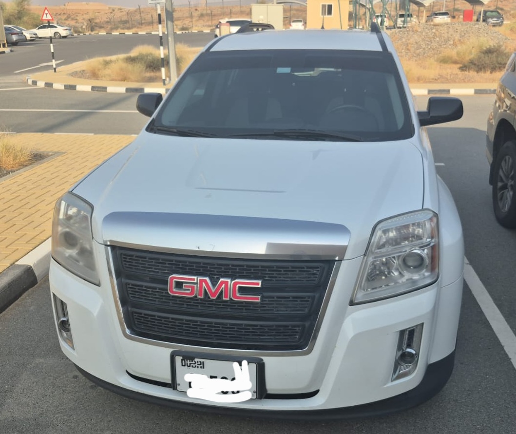 White GMC Terrain SLE 2013
