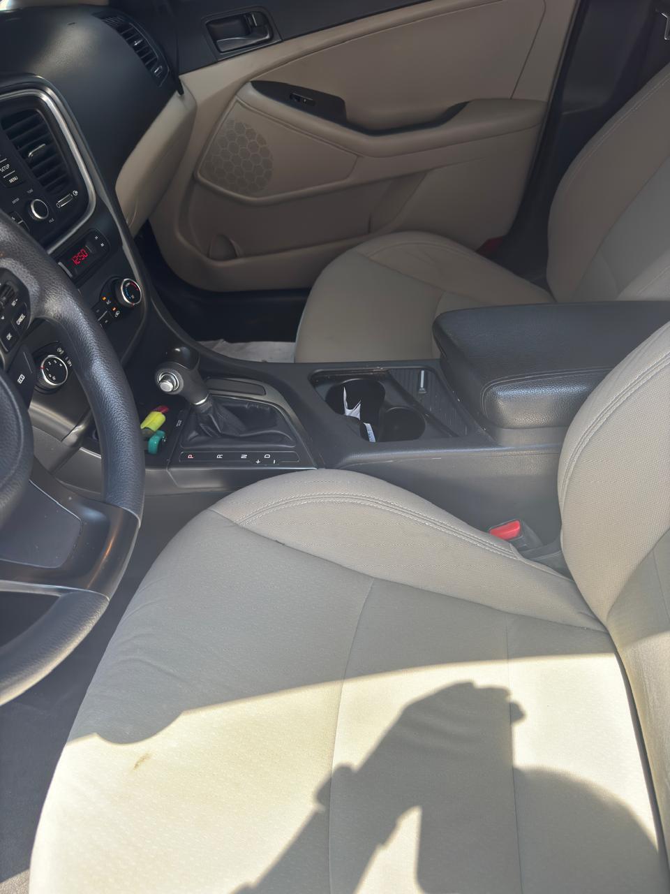 白色的 起亚 Optima EX Mid 2016 年