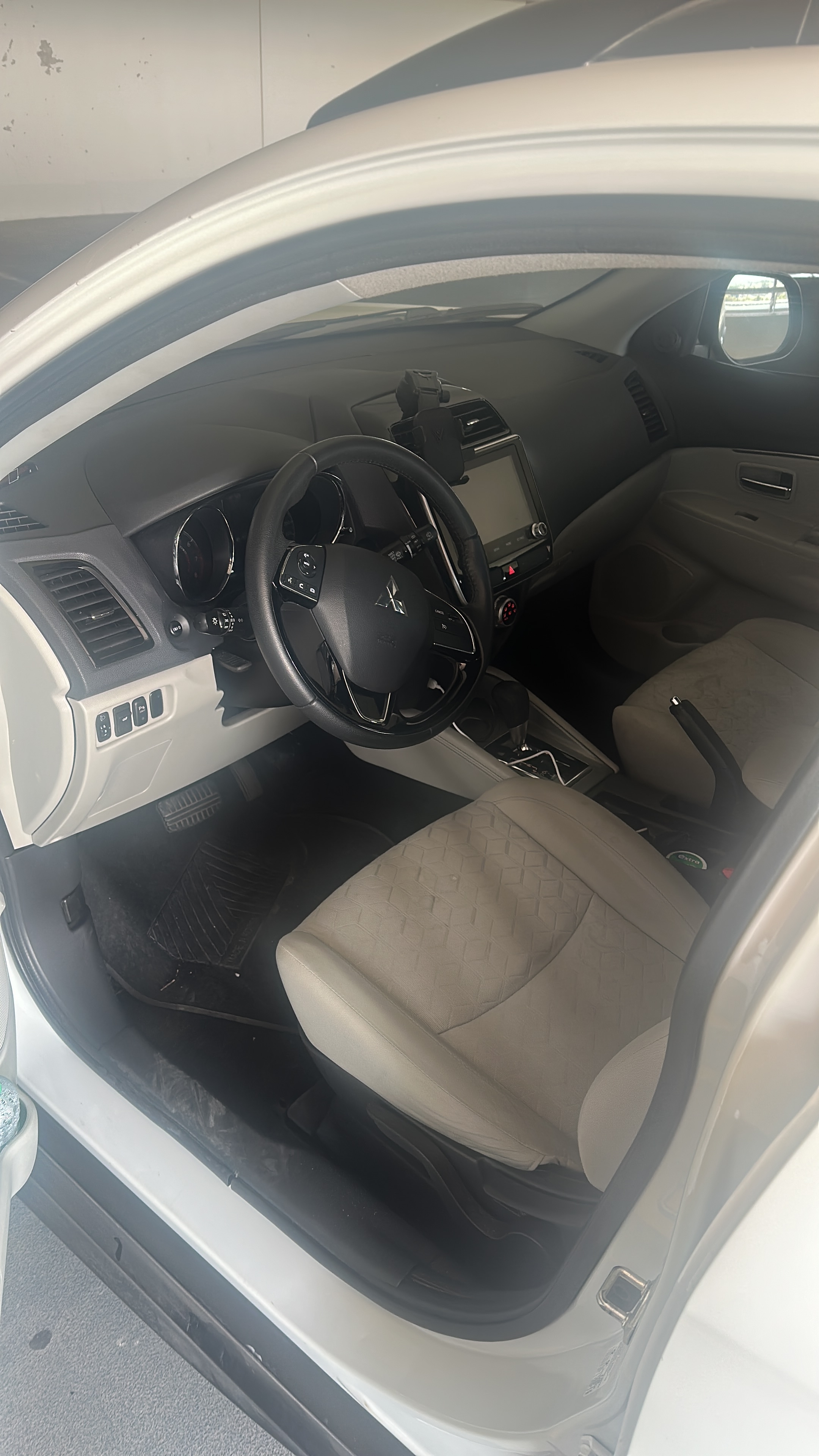 wit Mitsubishi ASX GLX 2020