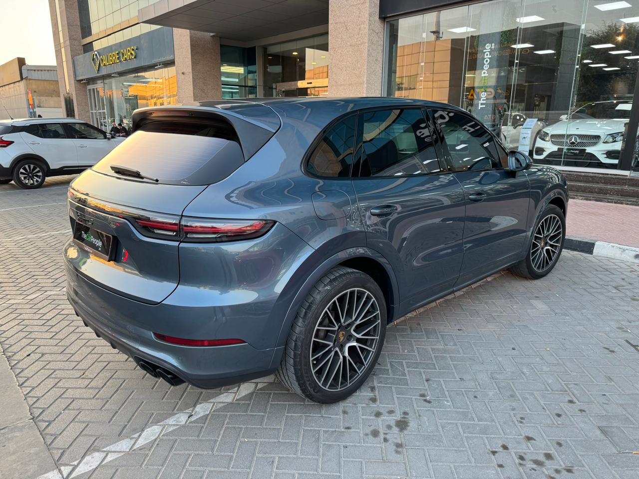 Bleu Porsche Cayenne S 2018
