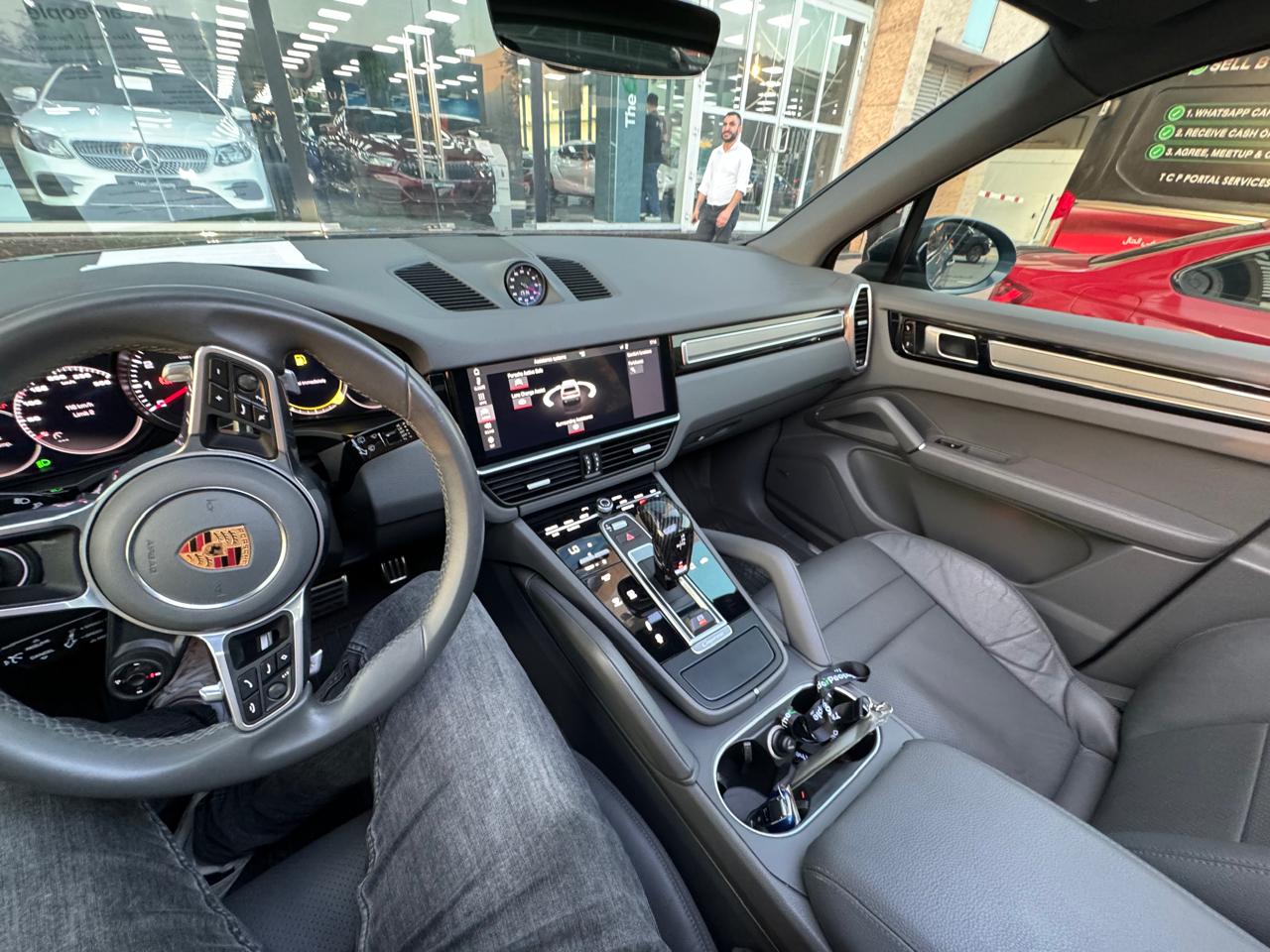 Blue Porsche Cayenne S 2018
