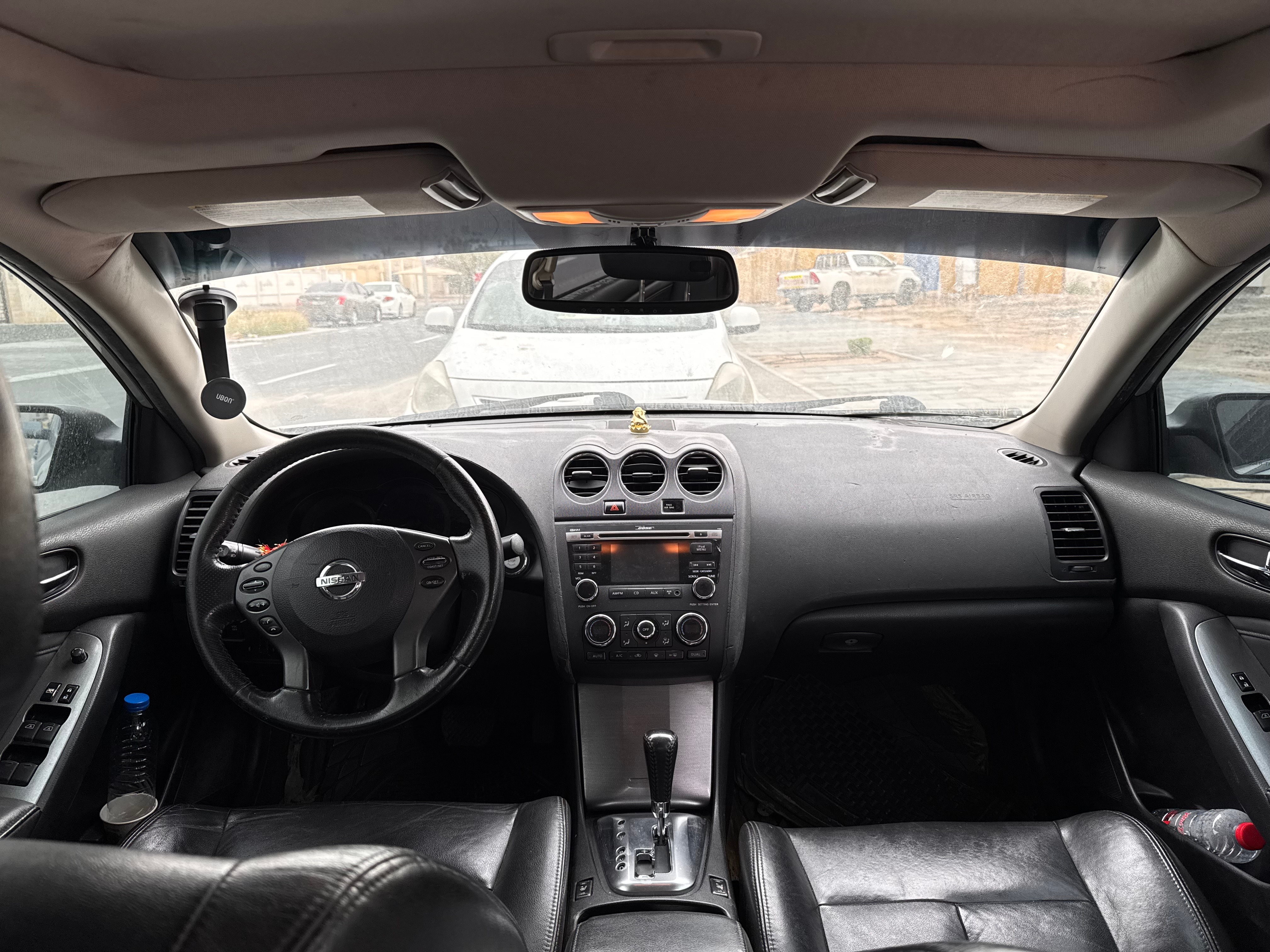 Silver Nissan Altima 2.5 S 2010