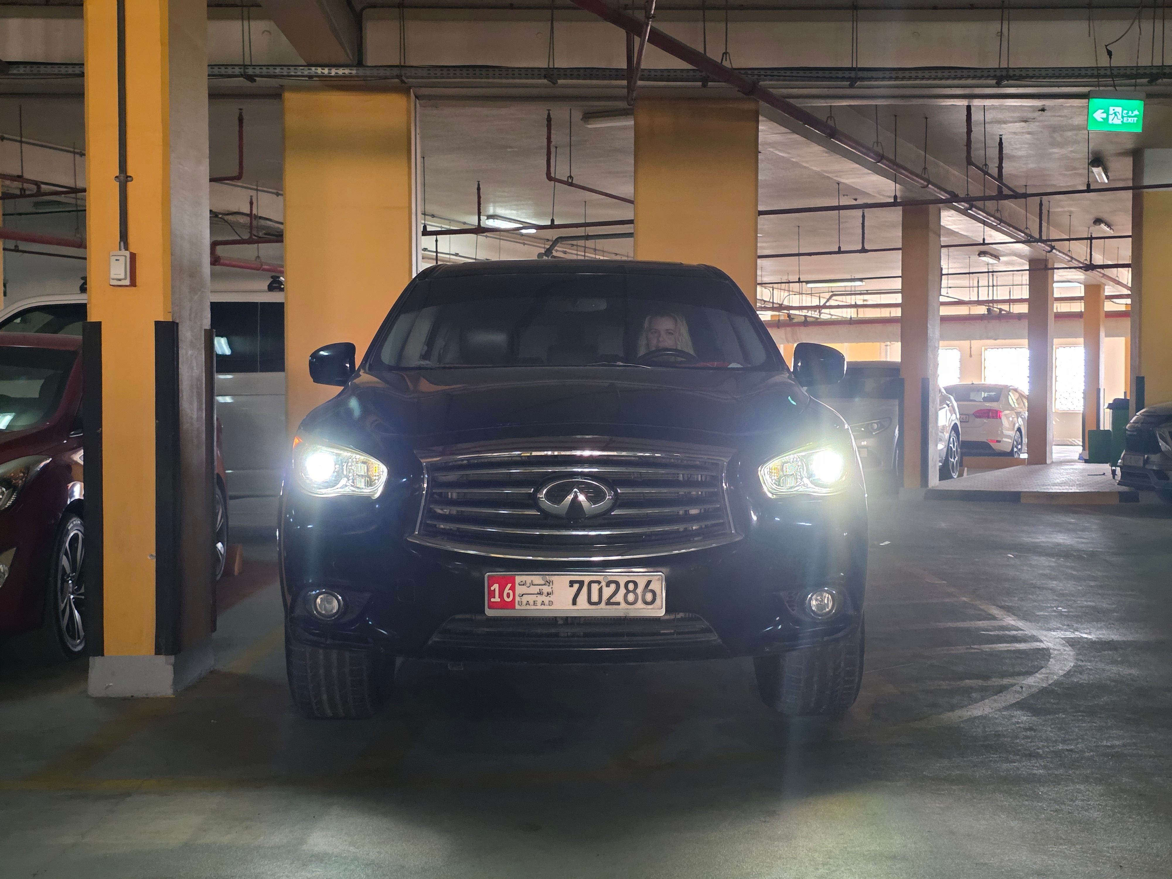 Siyah Infiniti JX35 2013