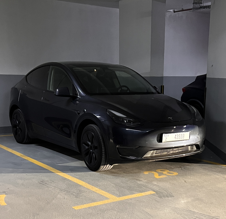 Argent Tesla Model Y Long Range 2025