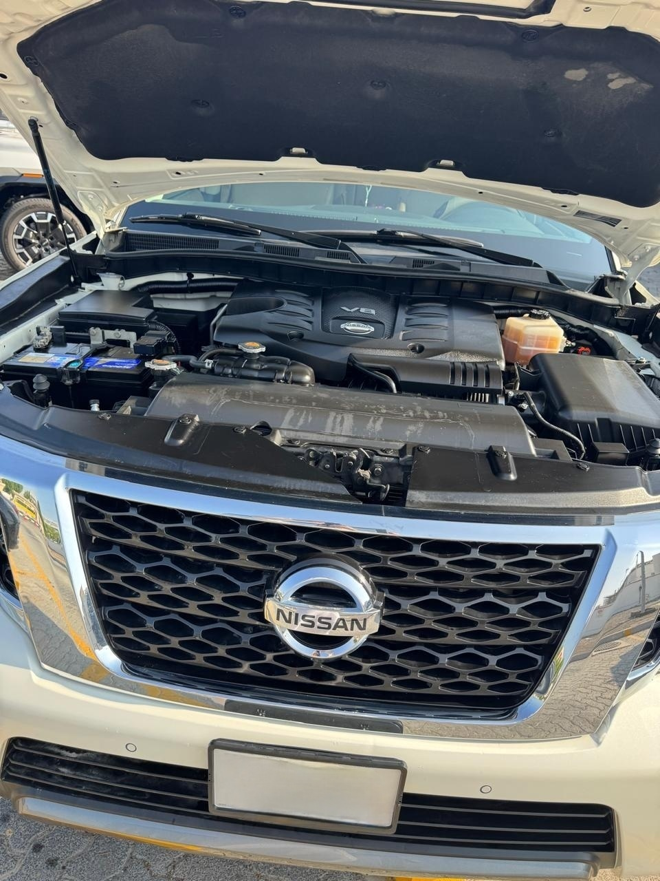 Blanco perla Nissan Armada SL 2019