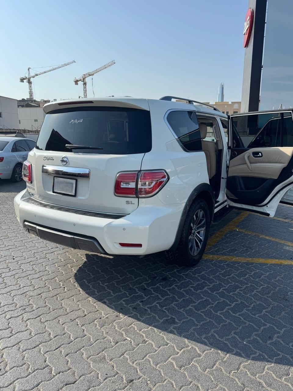 Blanco perla Nissan Armada SL 2019