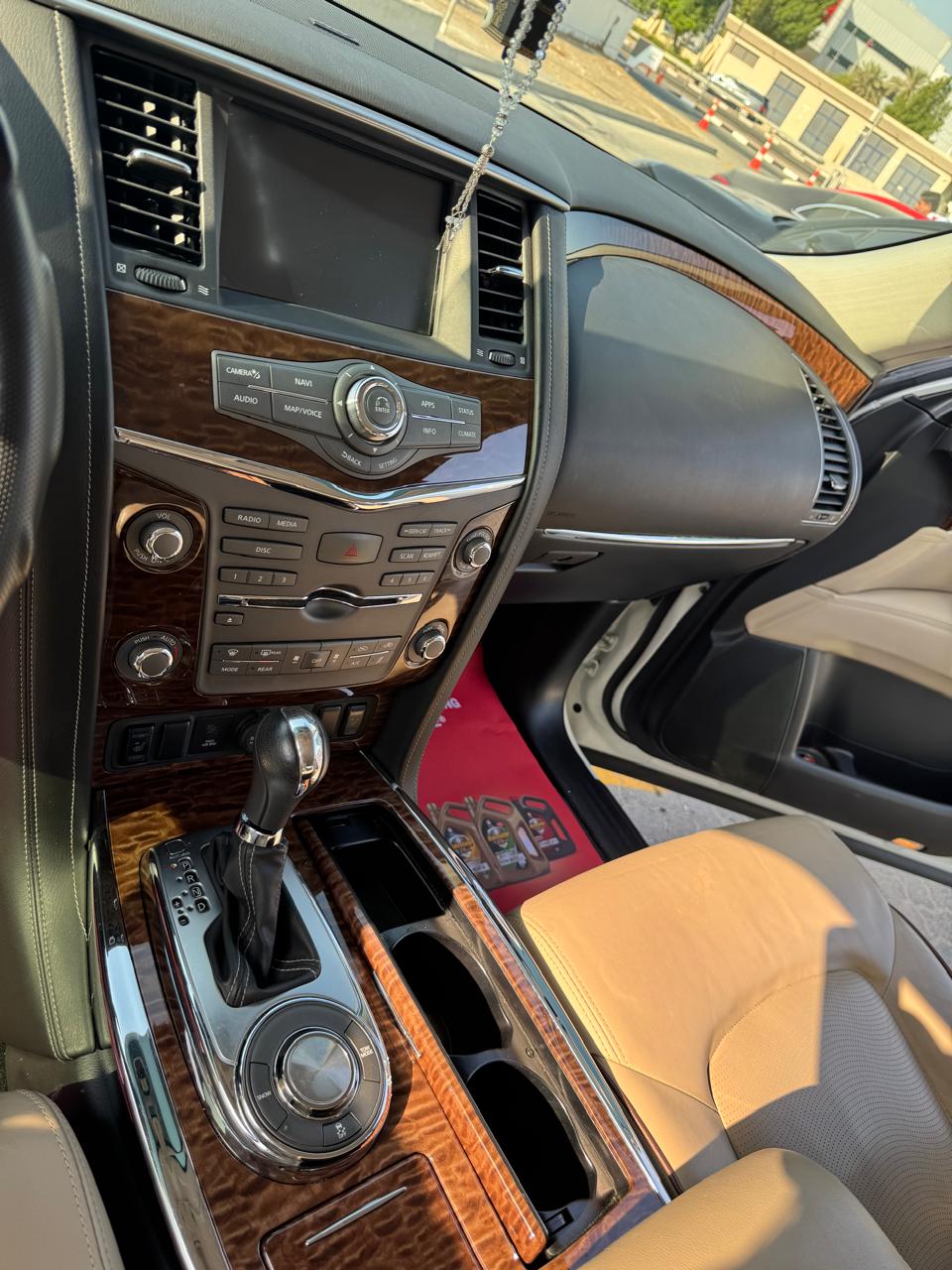 Blanco perla Nissan Armada SL 2019