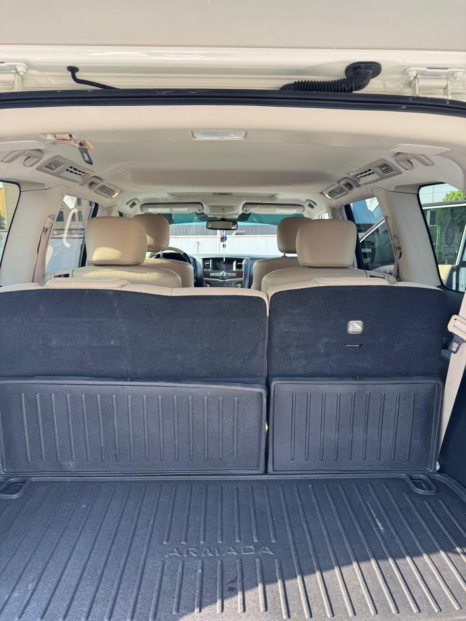 Blanco perla Nissan Armada SL 2019