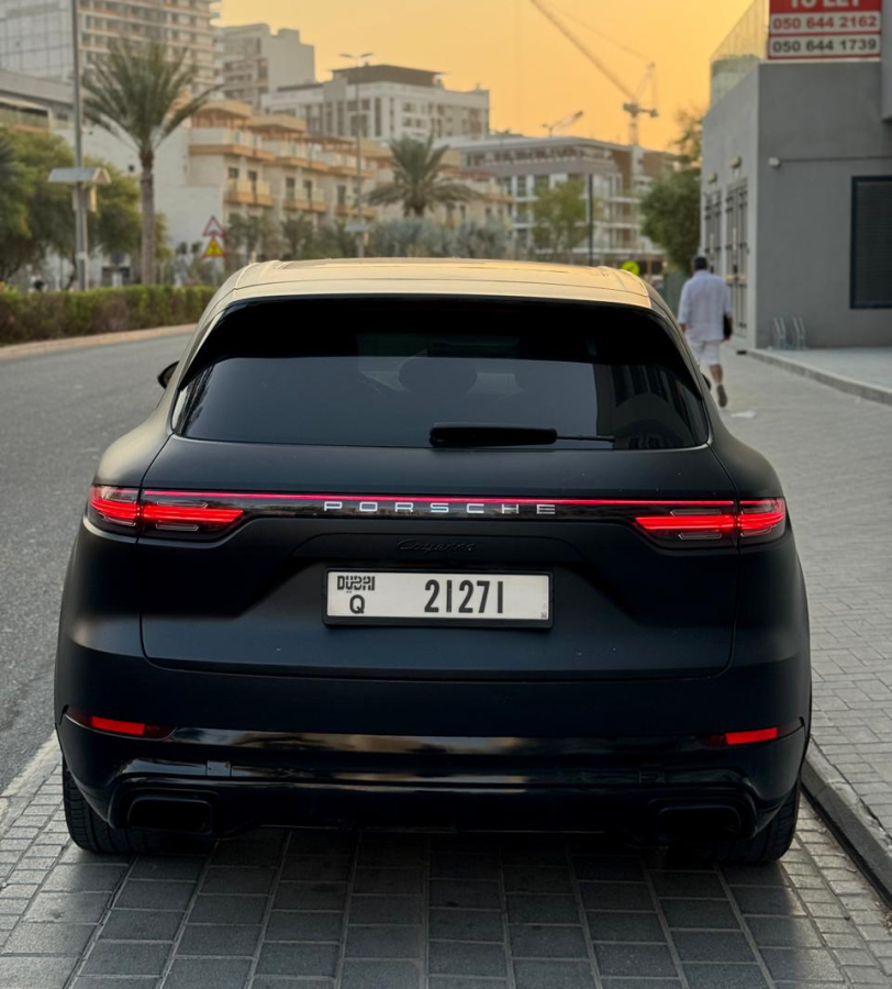 Matte Black Porsche Cayenne Diesel 2021