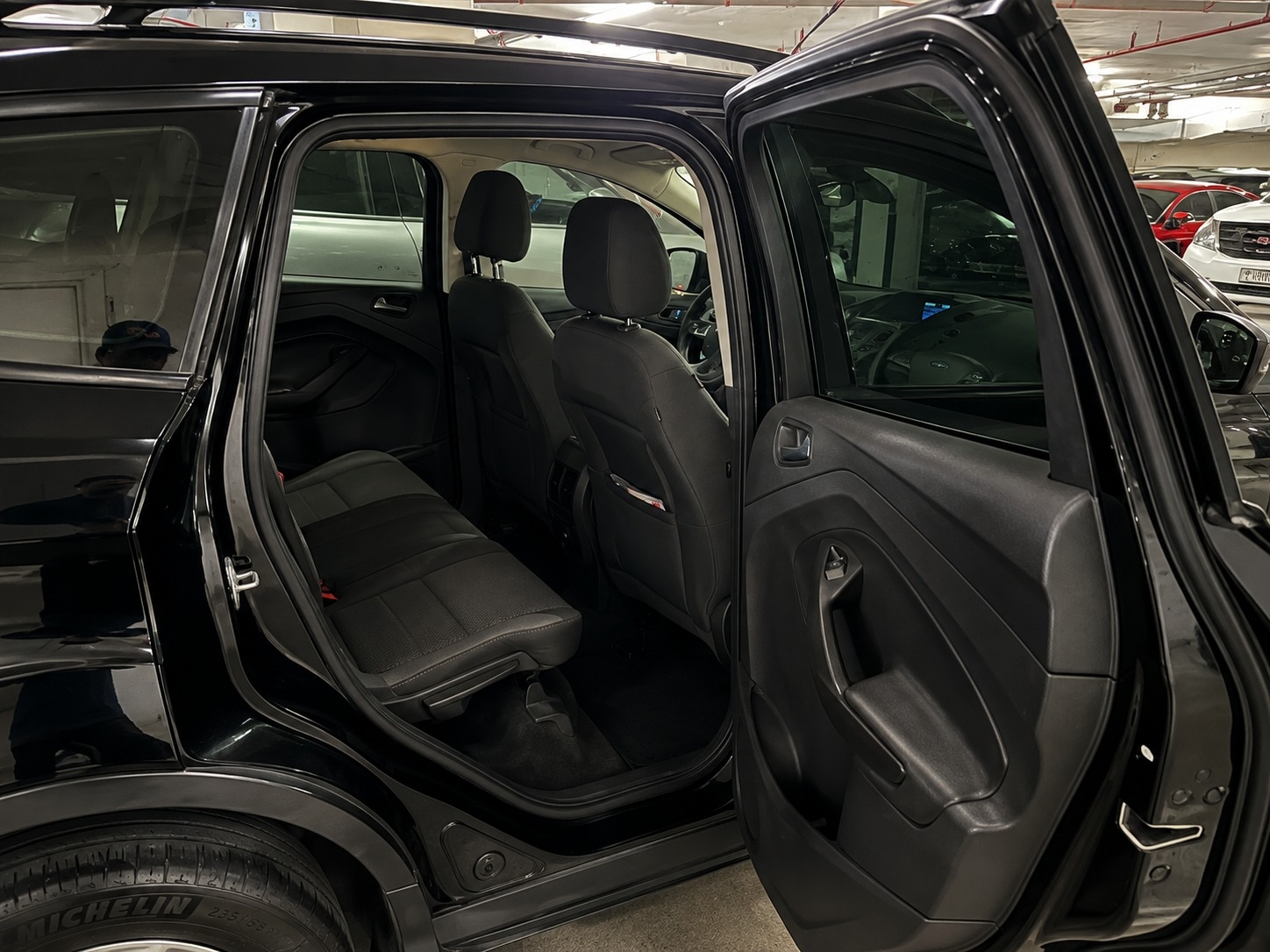 Siyah Ford Escape S 2014