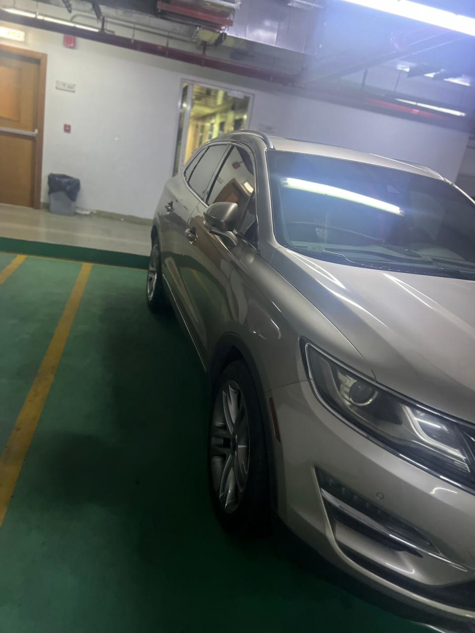 Silber Lincoln MKC Premiere 2015