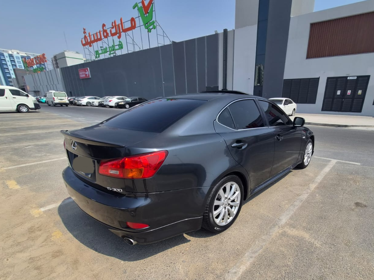 Gray Lexus IS 300 PREMIER 2008