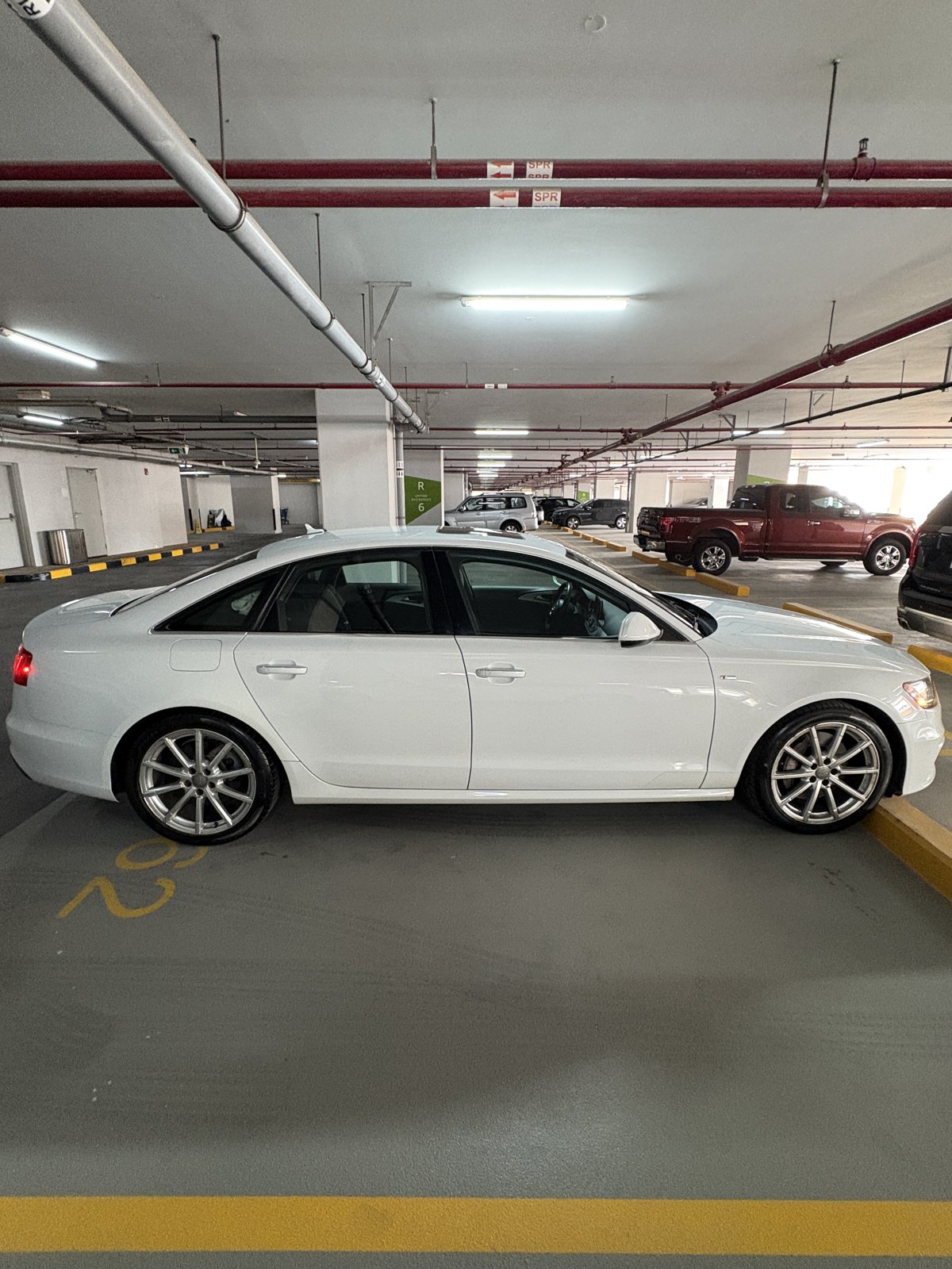 أبيض أودي A6 3.0T quattro 2015