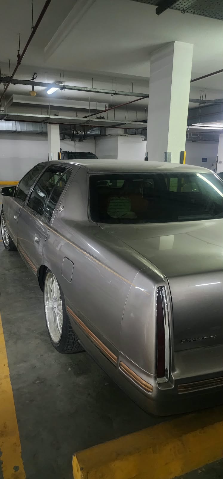 Silver Cadillac DeVille Base 1998