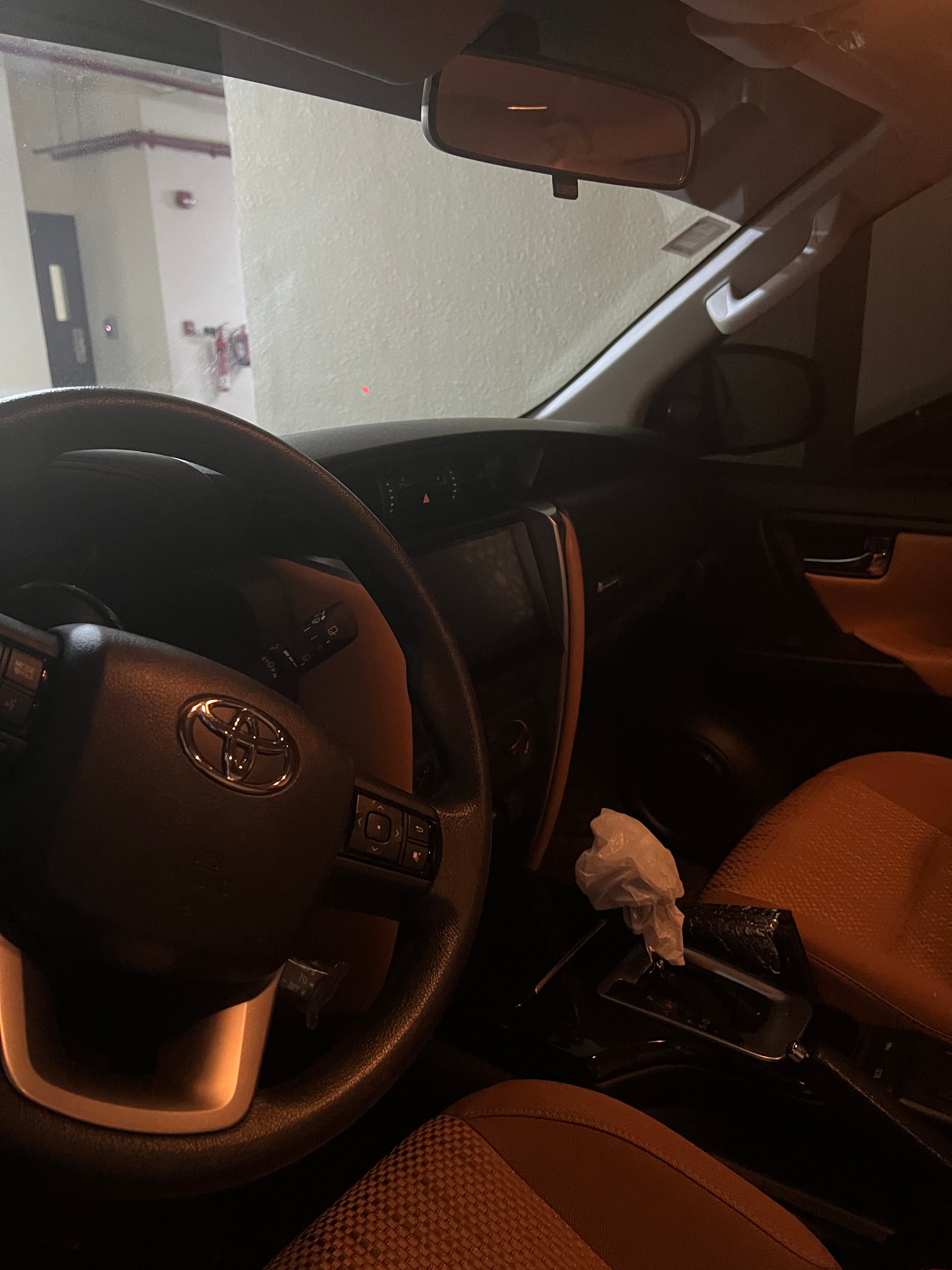 Koyu gri Toyota Fortuner EXR 2024